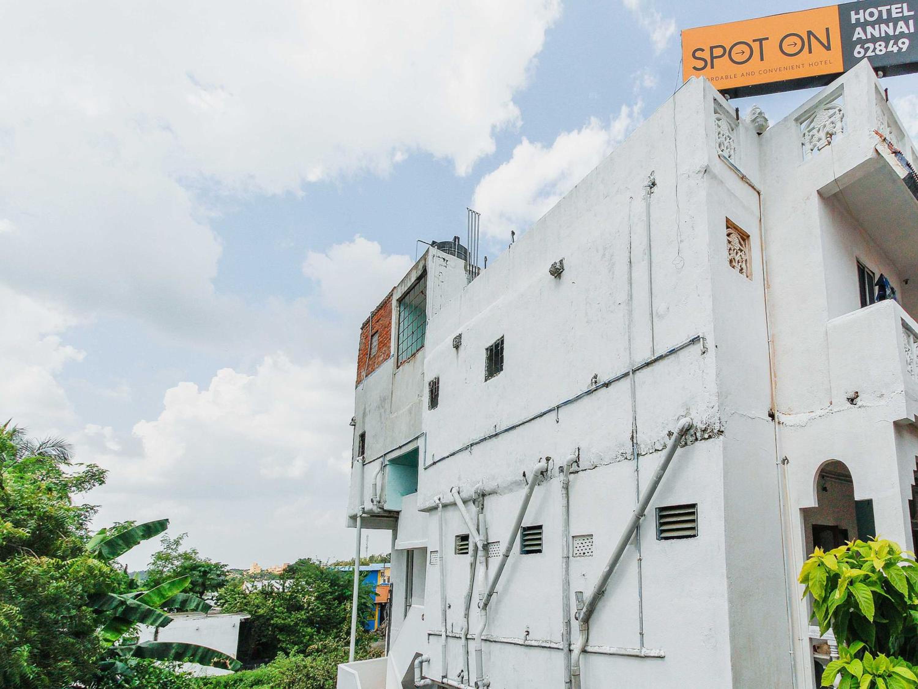 Hotel O Annai