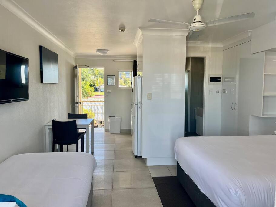 Top Level Deluxe Studio - Unit 21