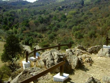 Complejo Turístico Peñón del Indio Enamorado