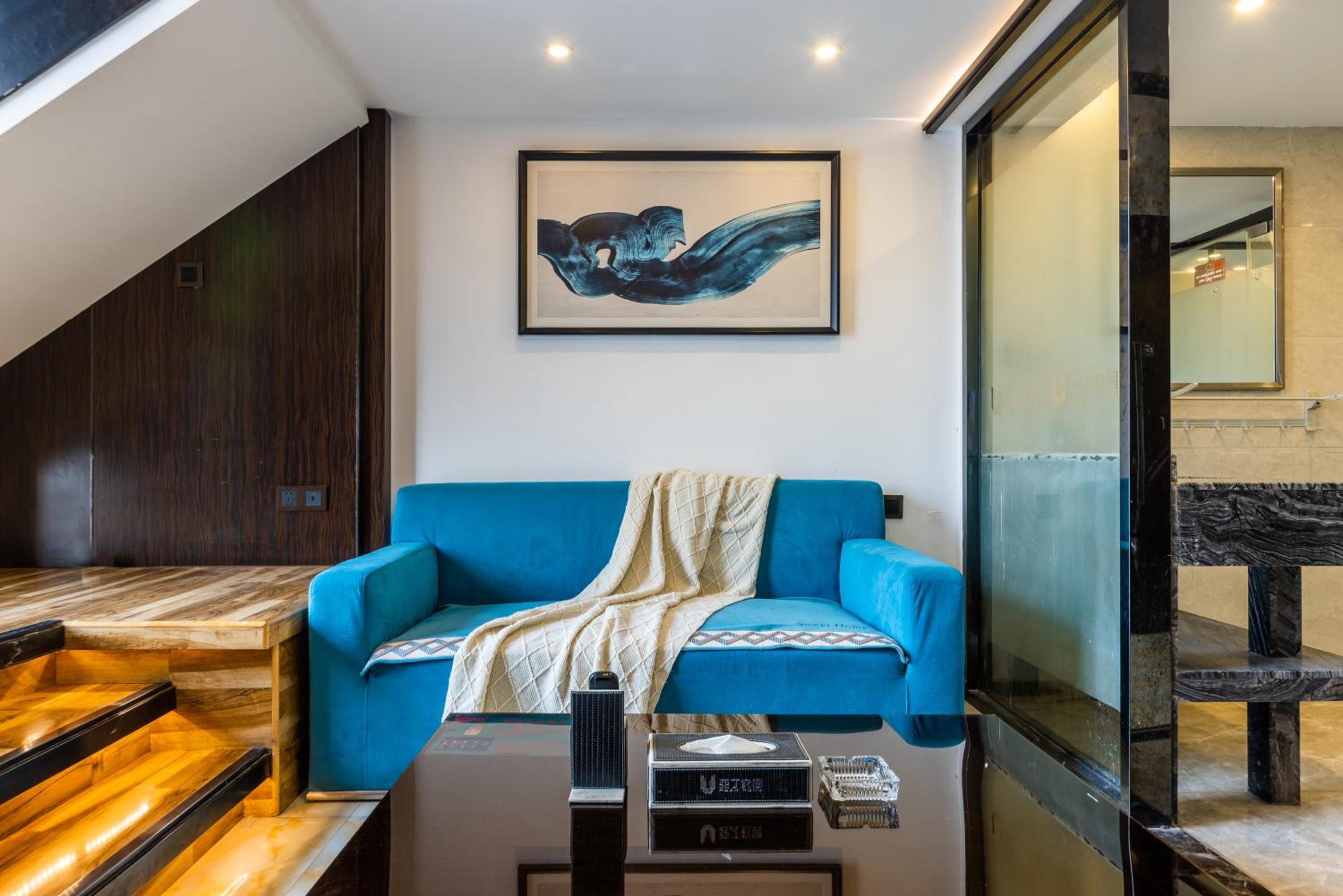 Lavendar Duplex Apartment