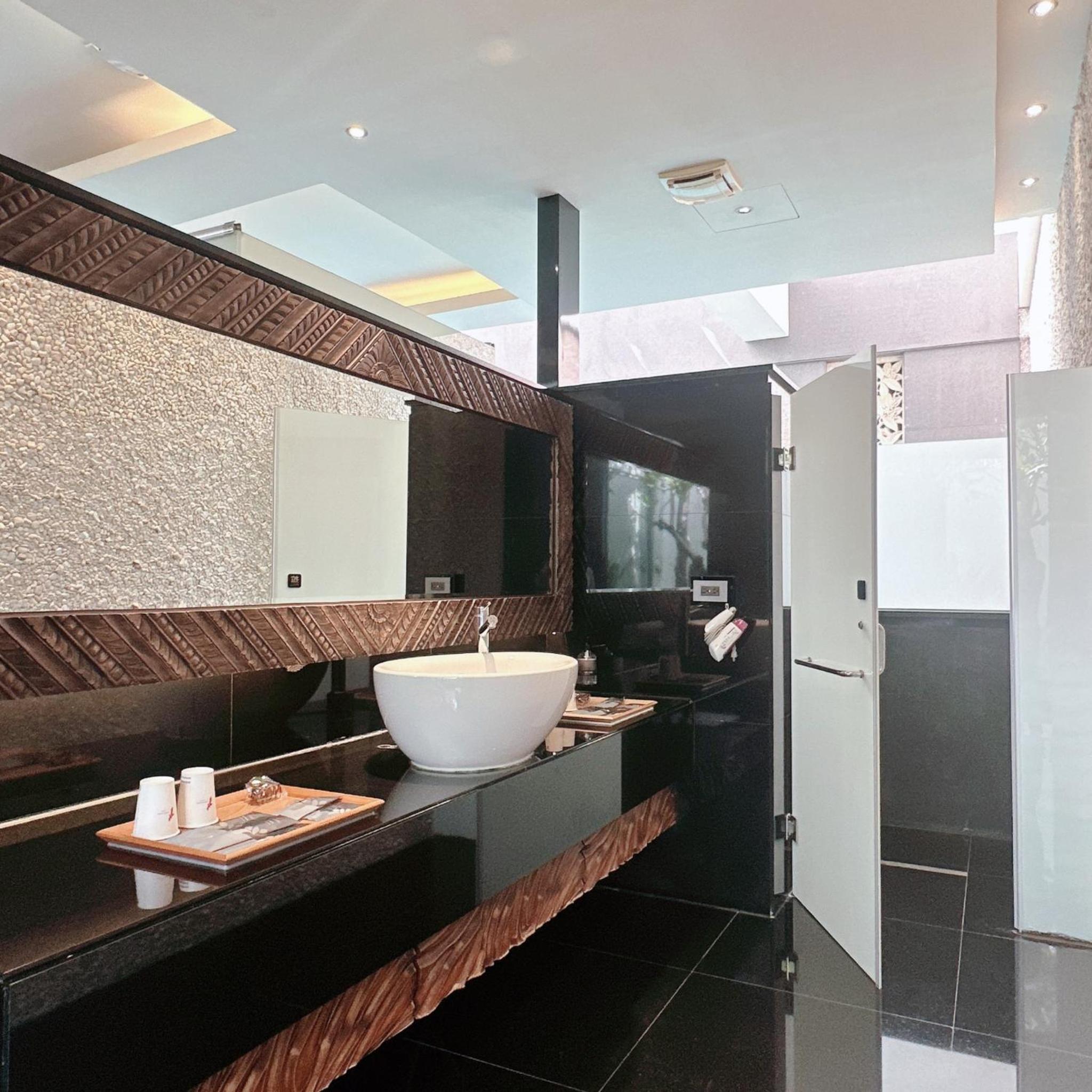 Orient Luxury Villa Motel