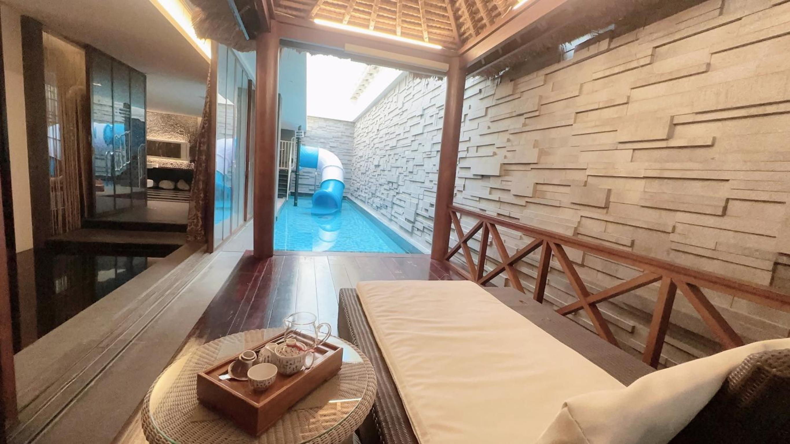 Orient Luxury Villa Motel