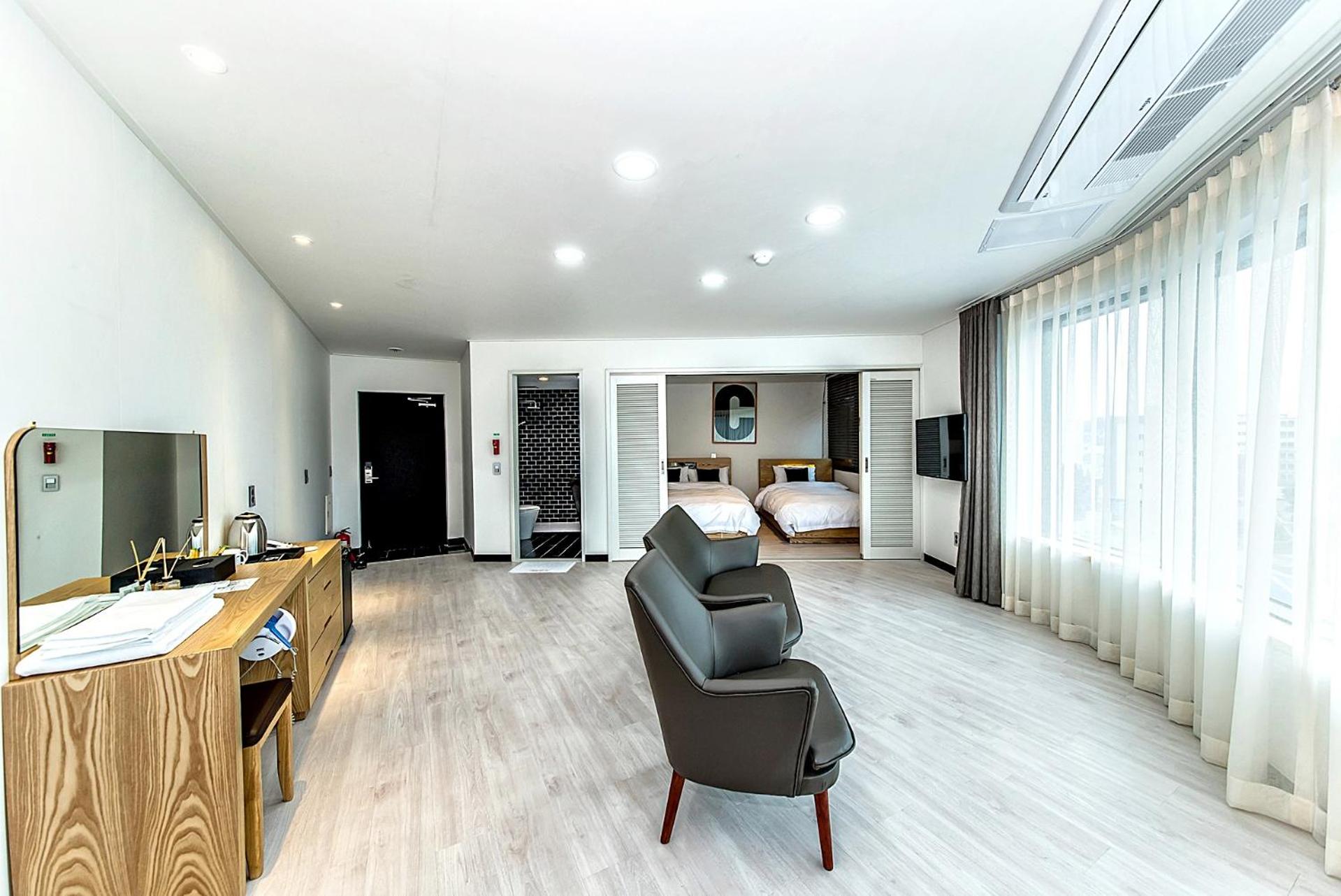 Nine Boutique Hotel