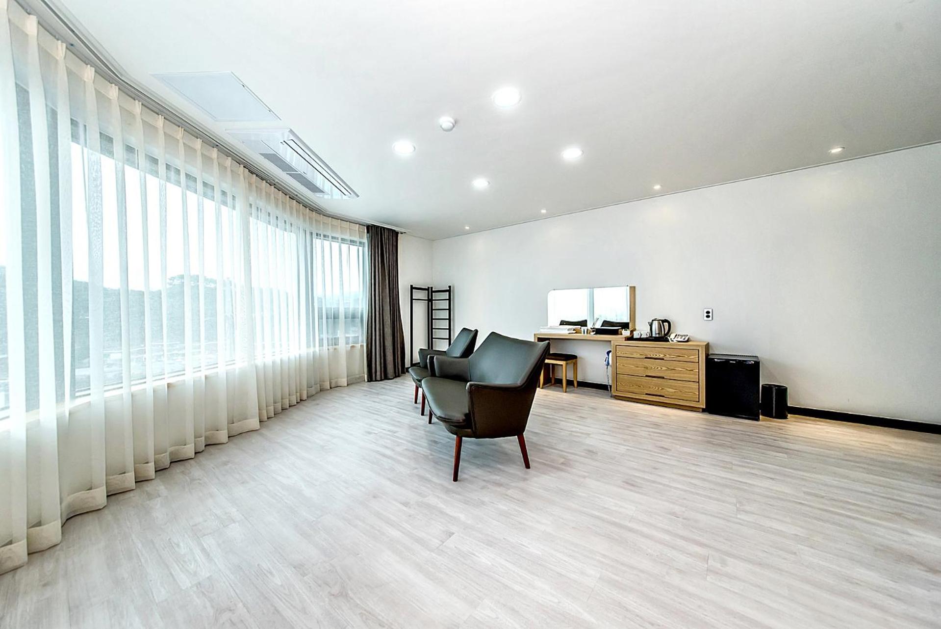 Nine Boutique Hotel