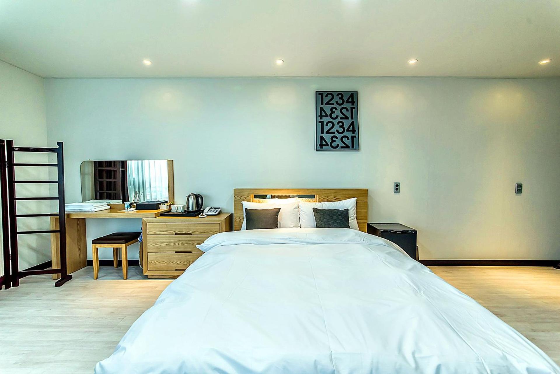 Nine Boutique Hotel