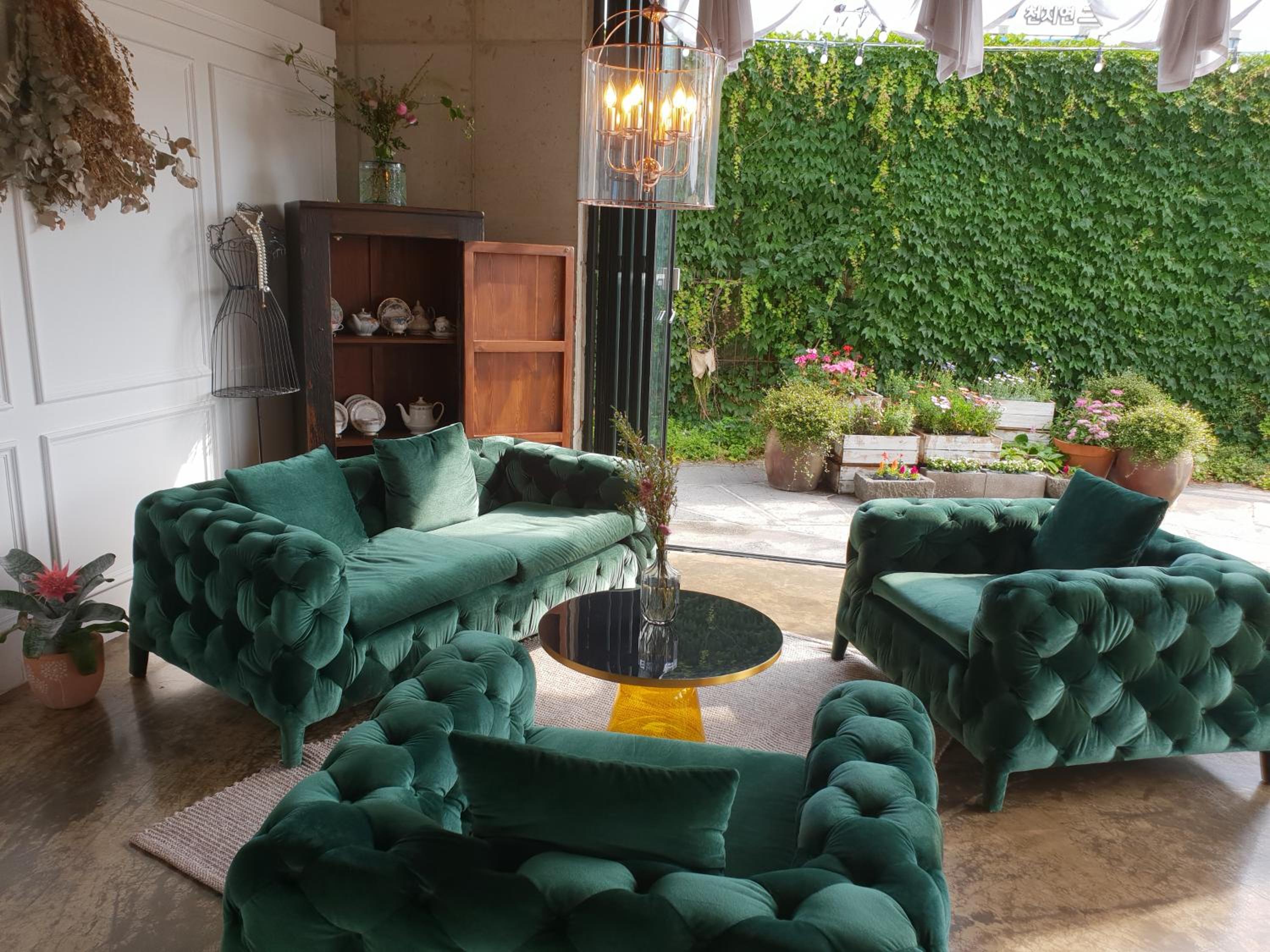 Nine Boutique Hotel