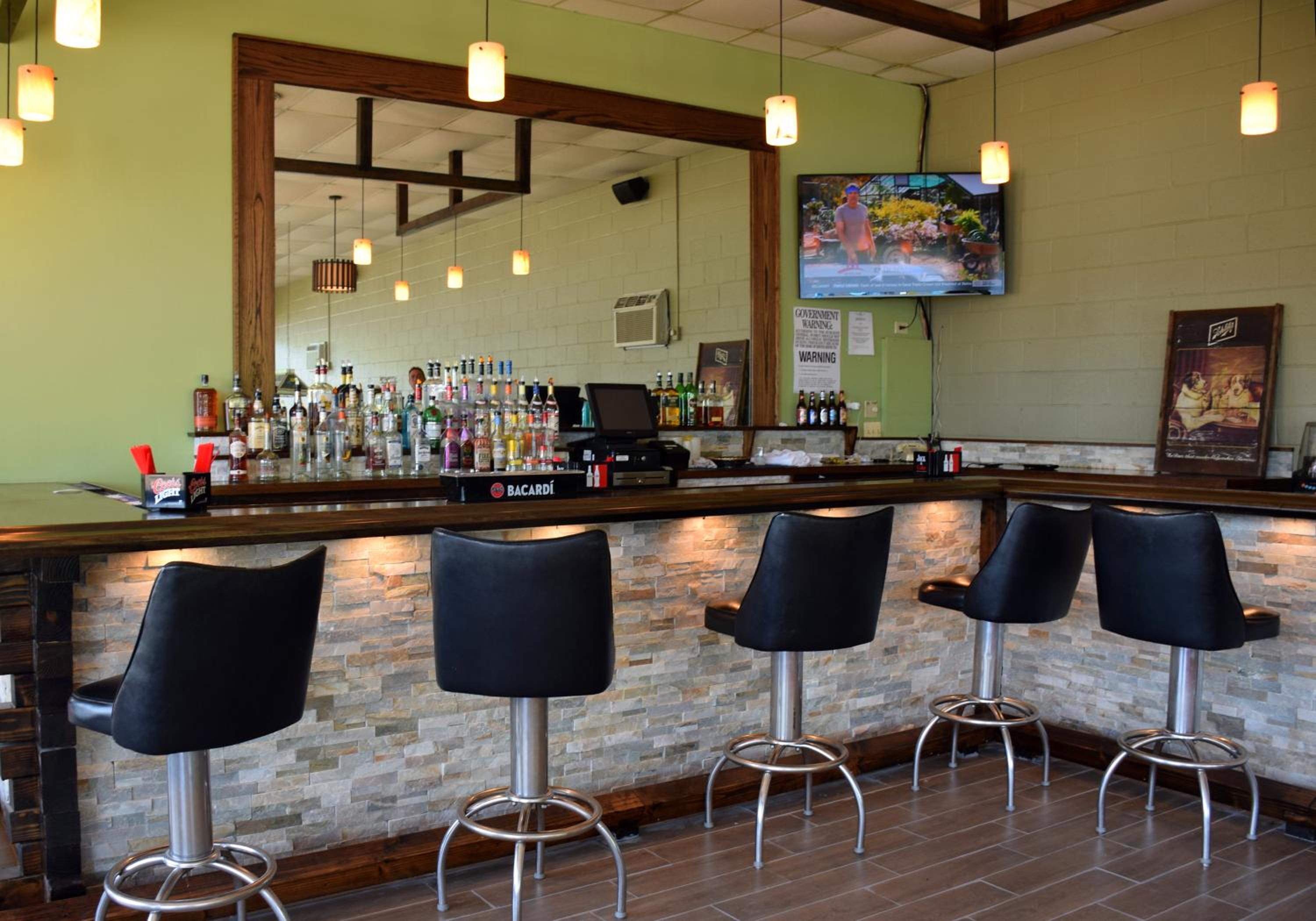 Scotty's Lakeside Resort