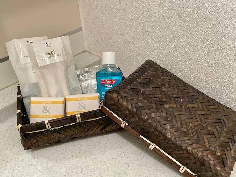 Roomy 4BR Home Sleeps 9／ShinOsaka／Large Groups