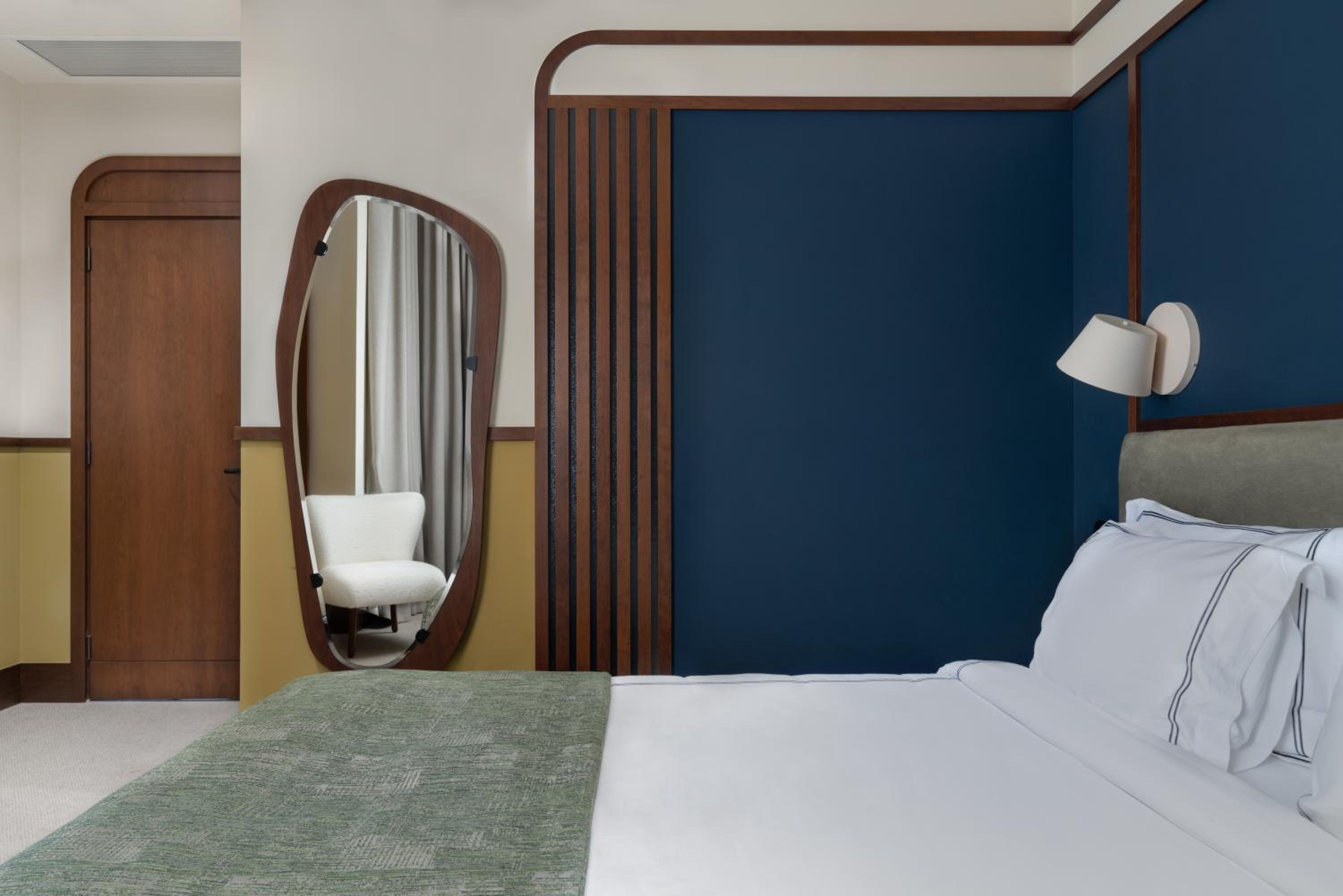 GentleTom - Image 28