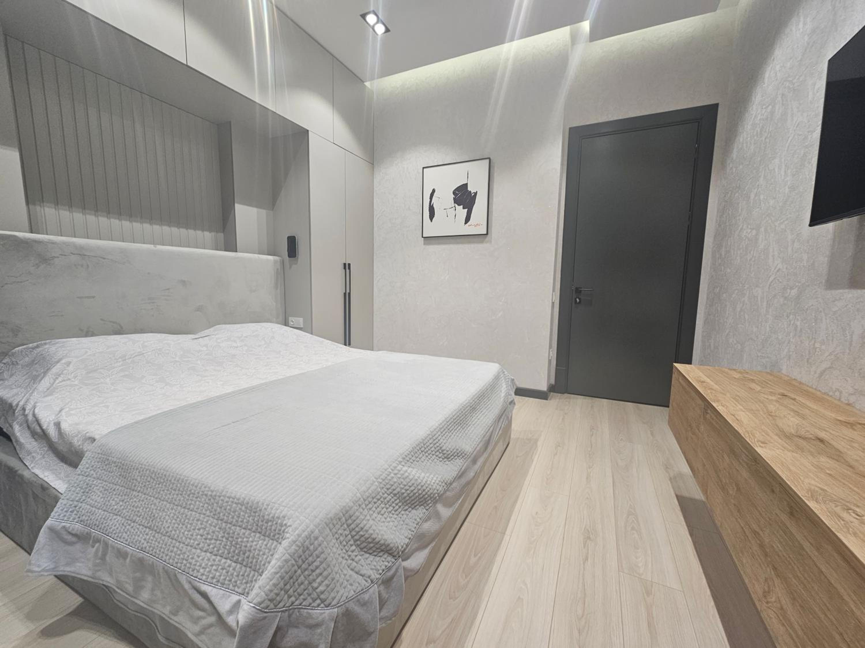 Magnificent apartment in NRG Oybek view 4