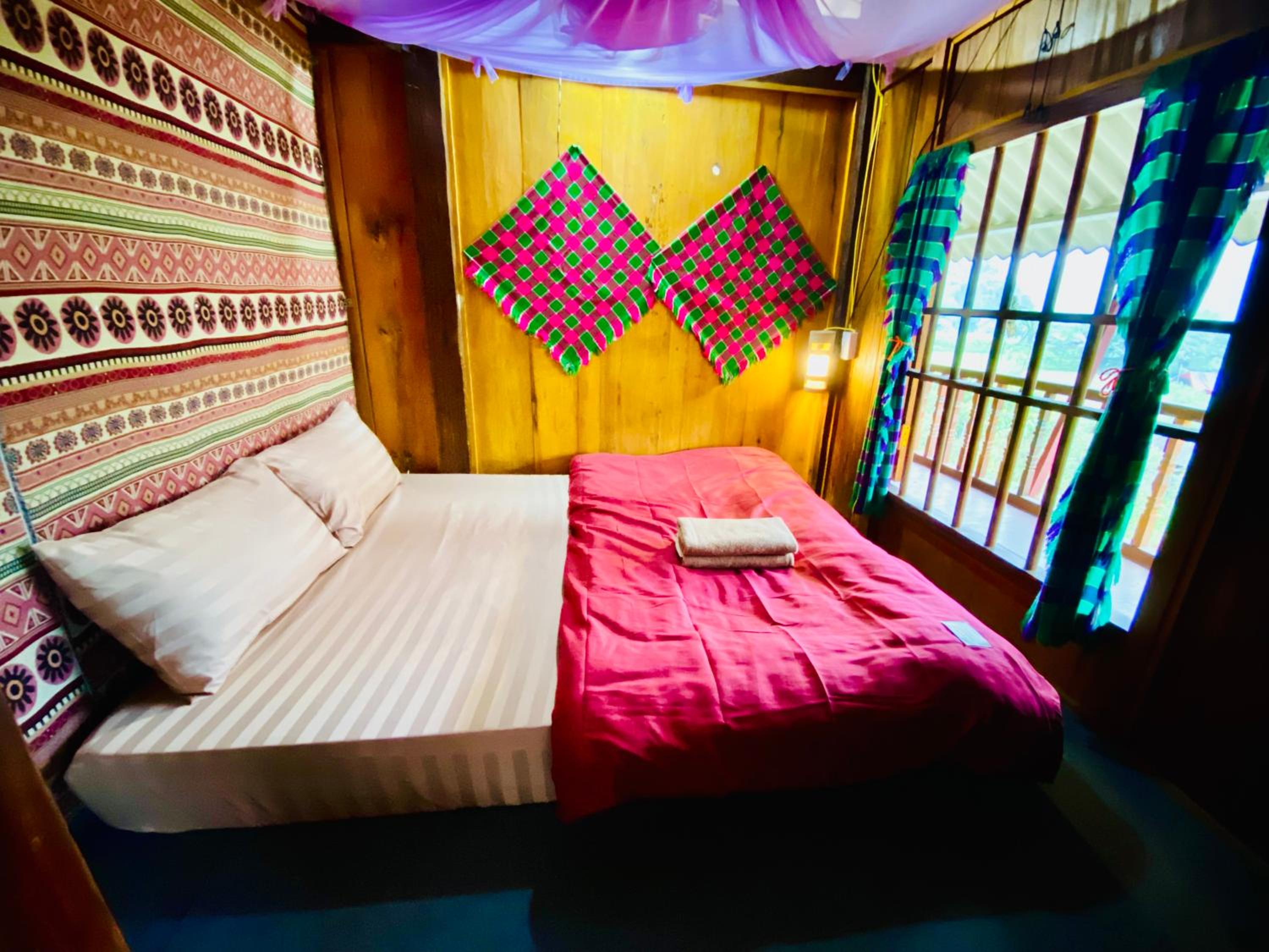 Du Gia Field View Homestay