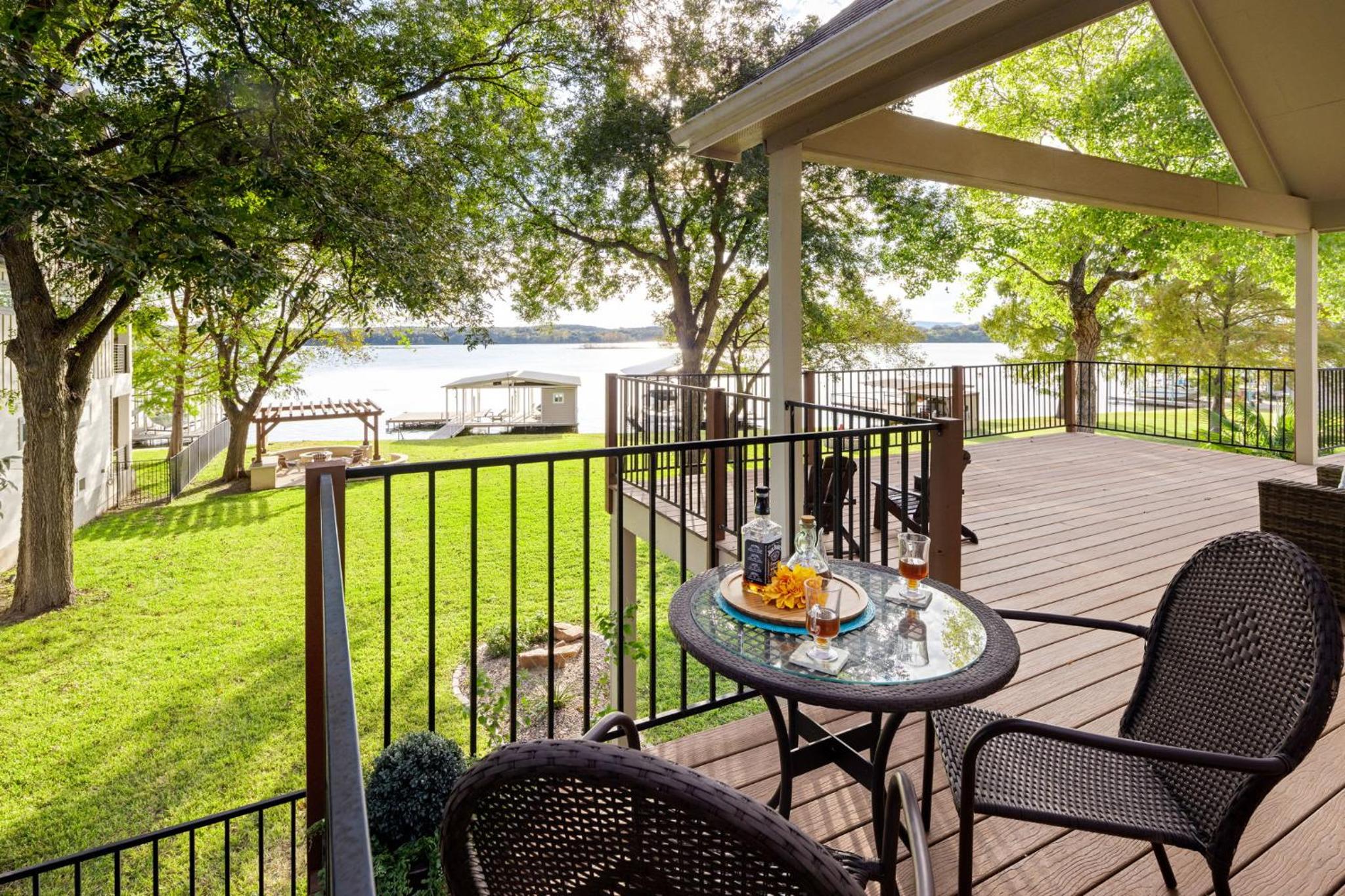 New Listing - Promo Price Waterfront Huge Yard - Property Image 19