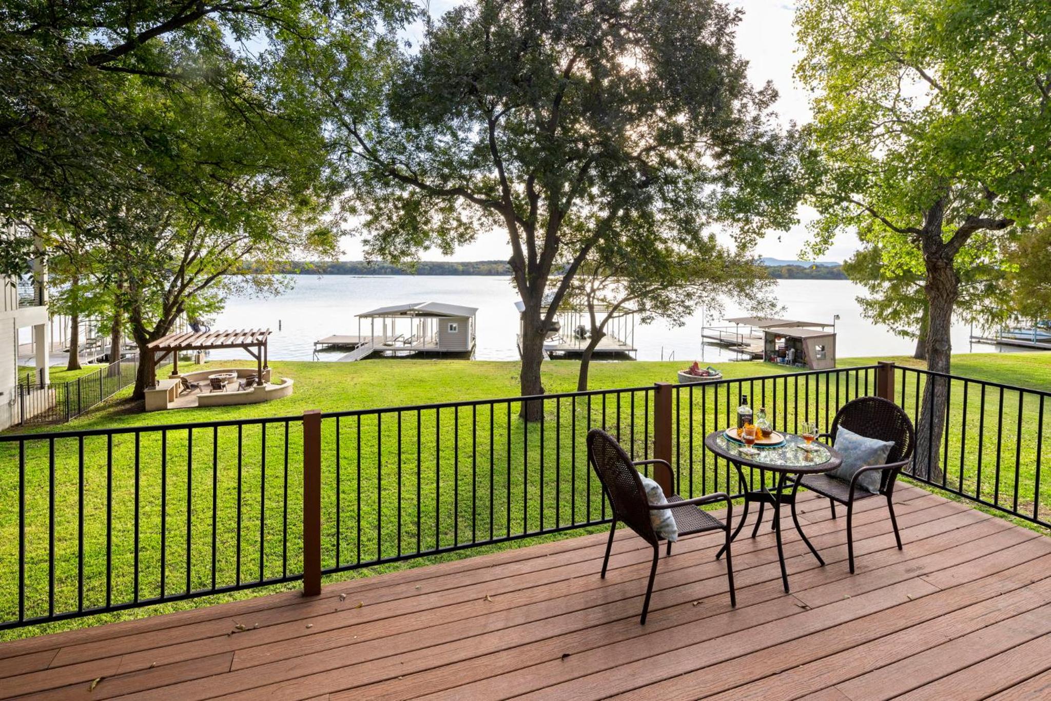 New Listing - Promo Price Waterfront Huge Yard - Property Image 20