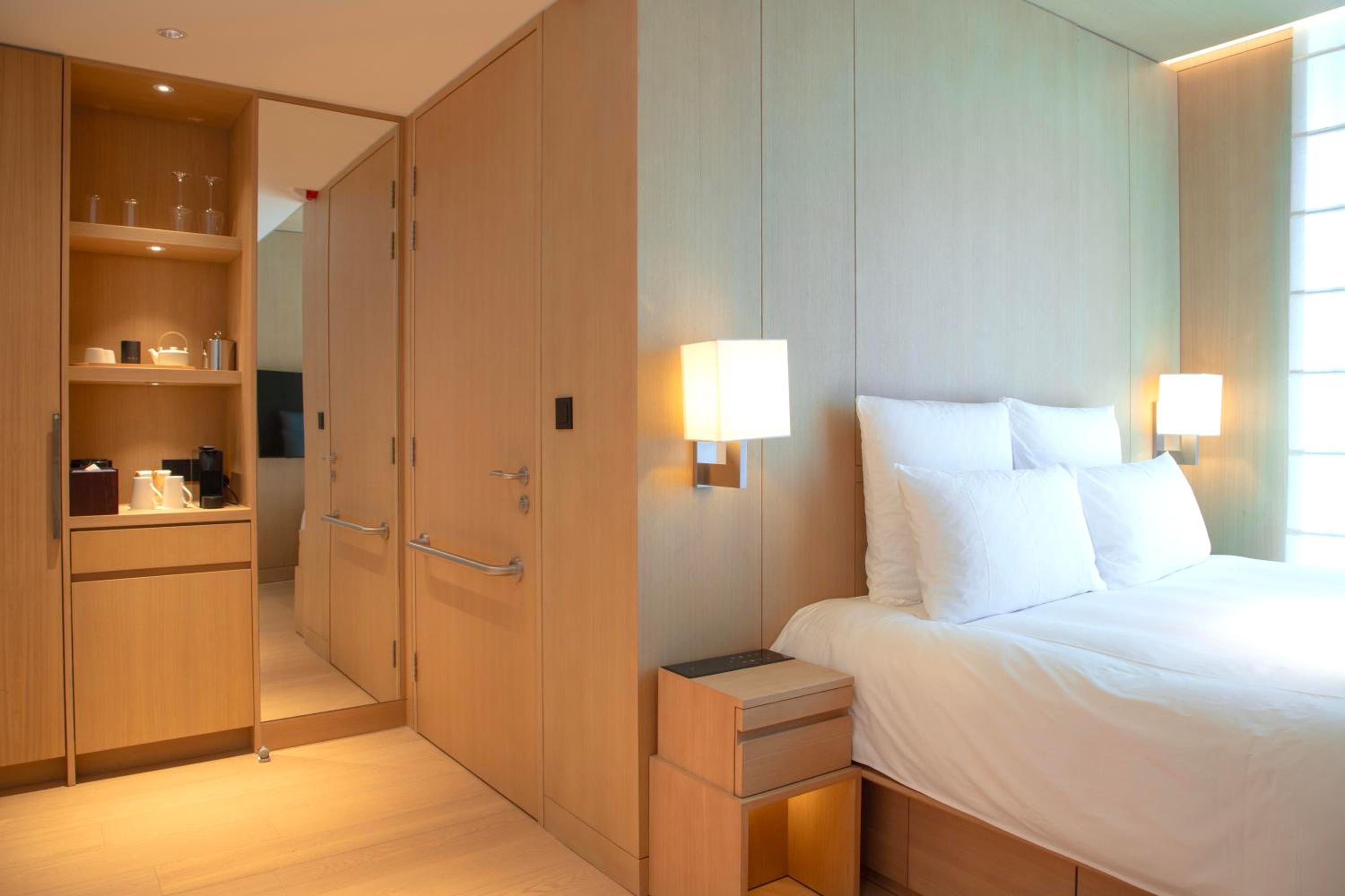 AKI Hotel Hong Kong - MGallery Collection