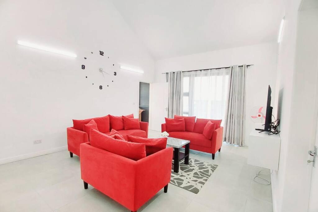 Ocean Views & Stunning Sunsets 1st-Floor Villa