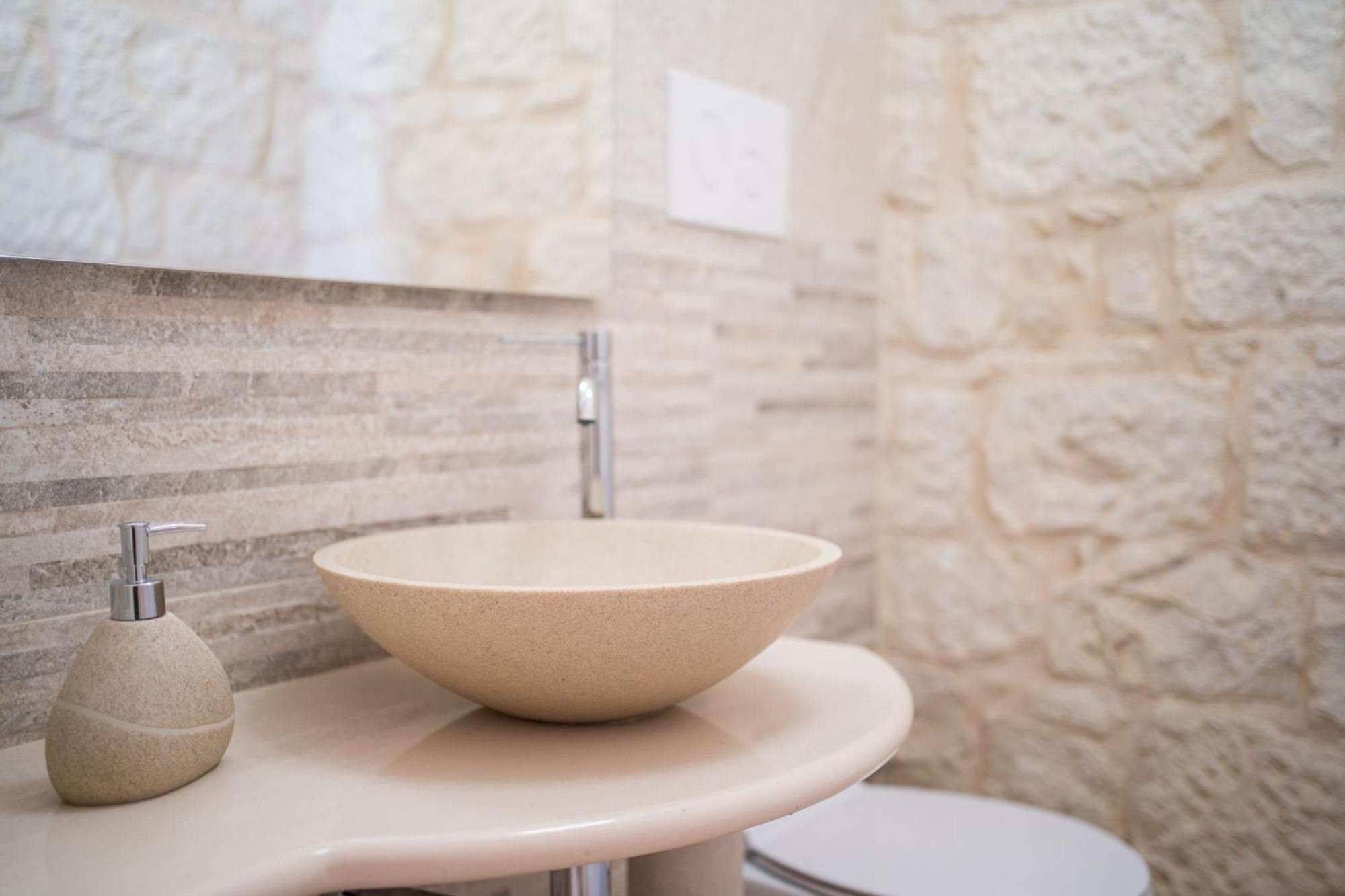 House Nicasia: villa con piscina