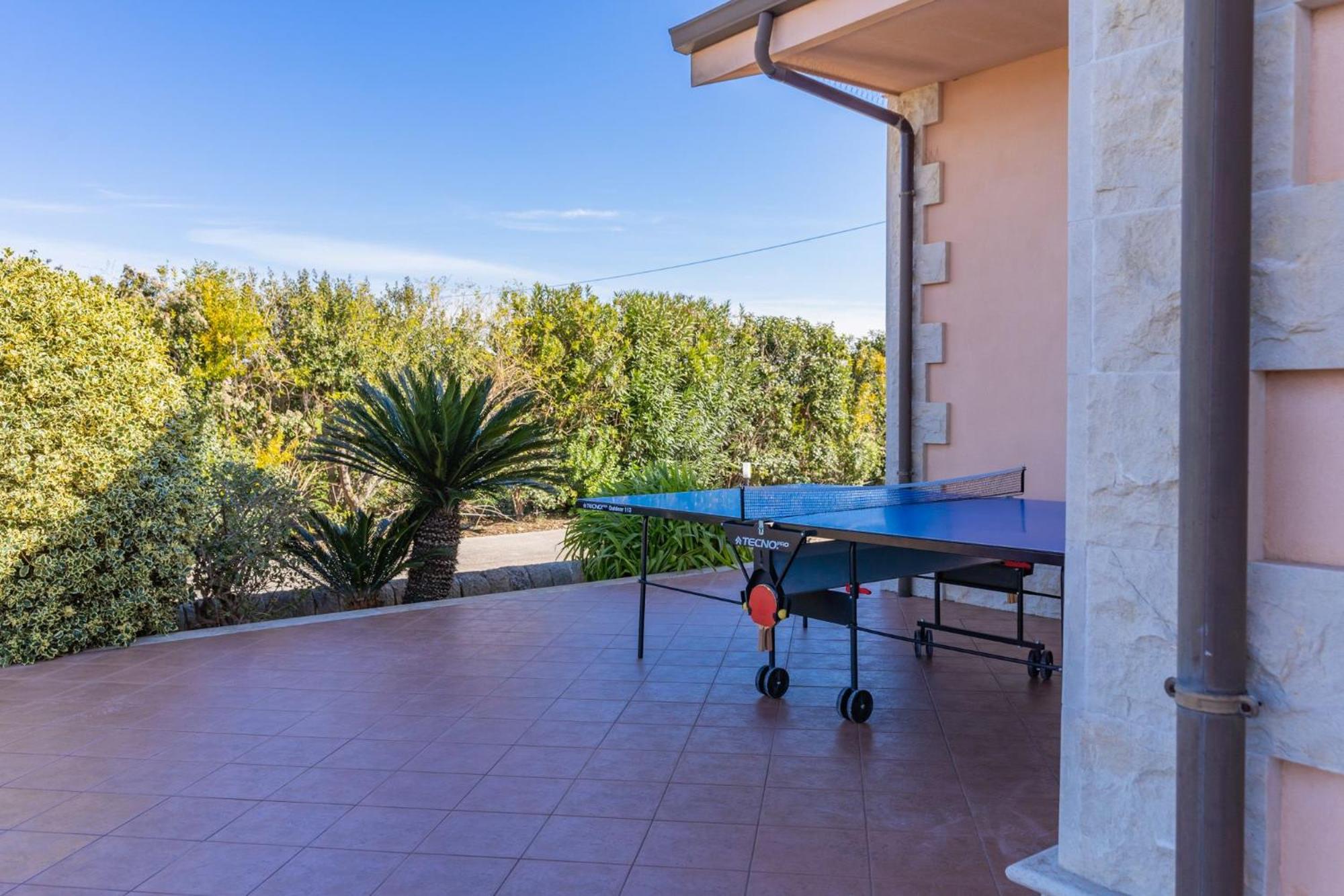 House Nicasia: villa con piscina