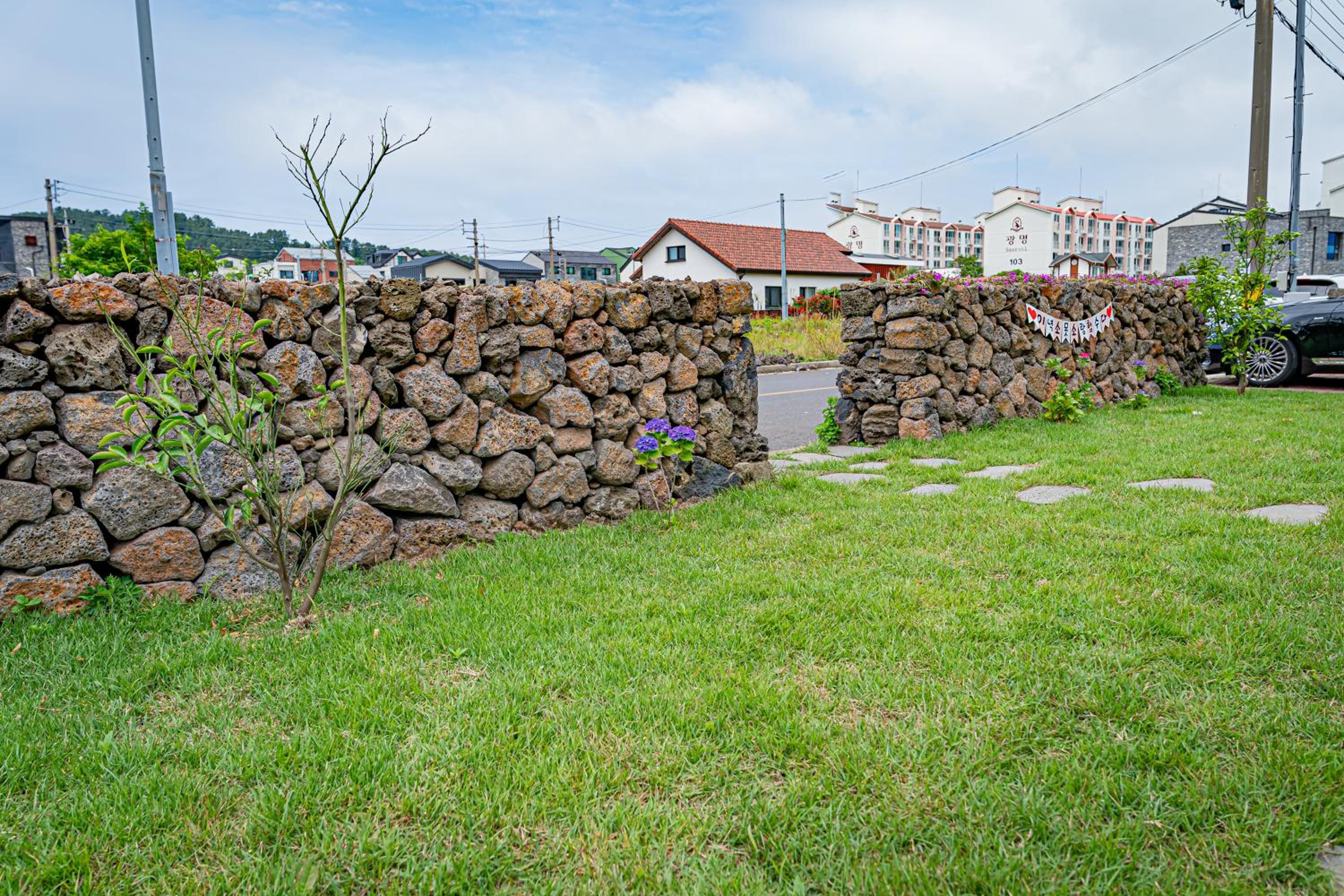 The Private Hamdeok view 3