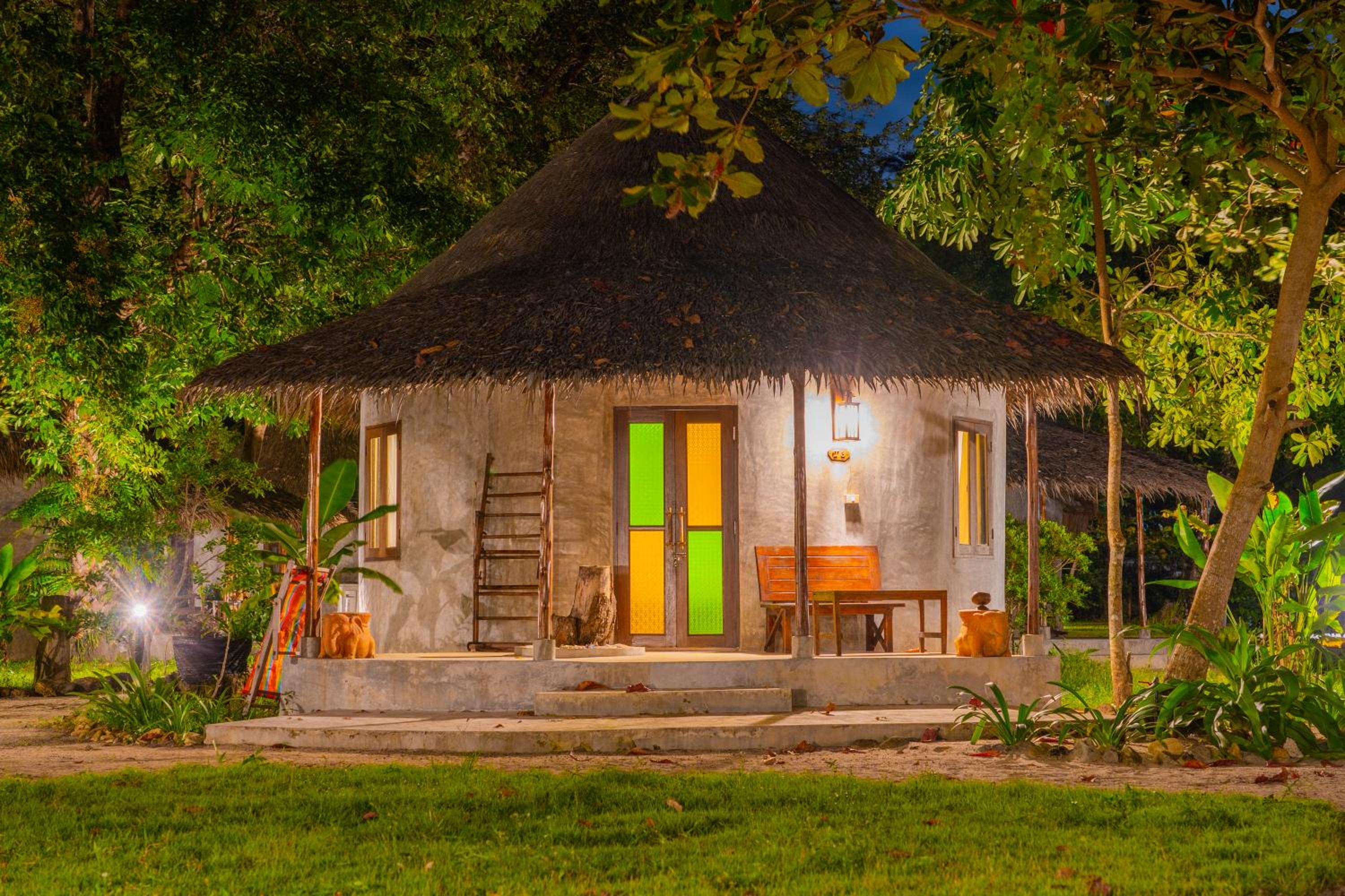 The Tropical Beach Resort