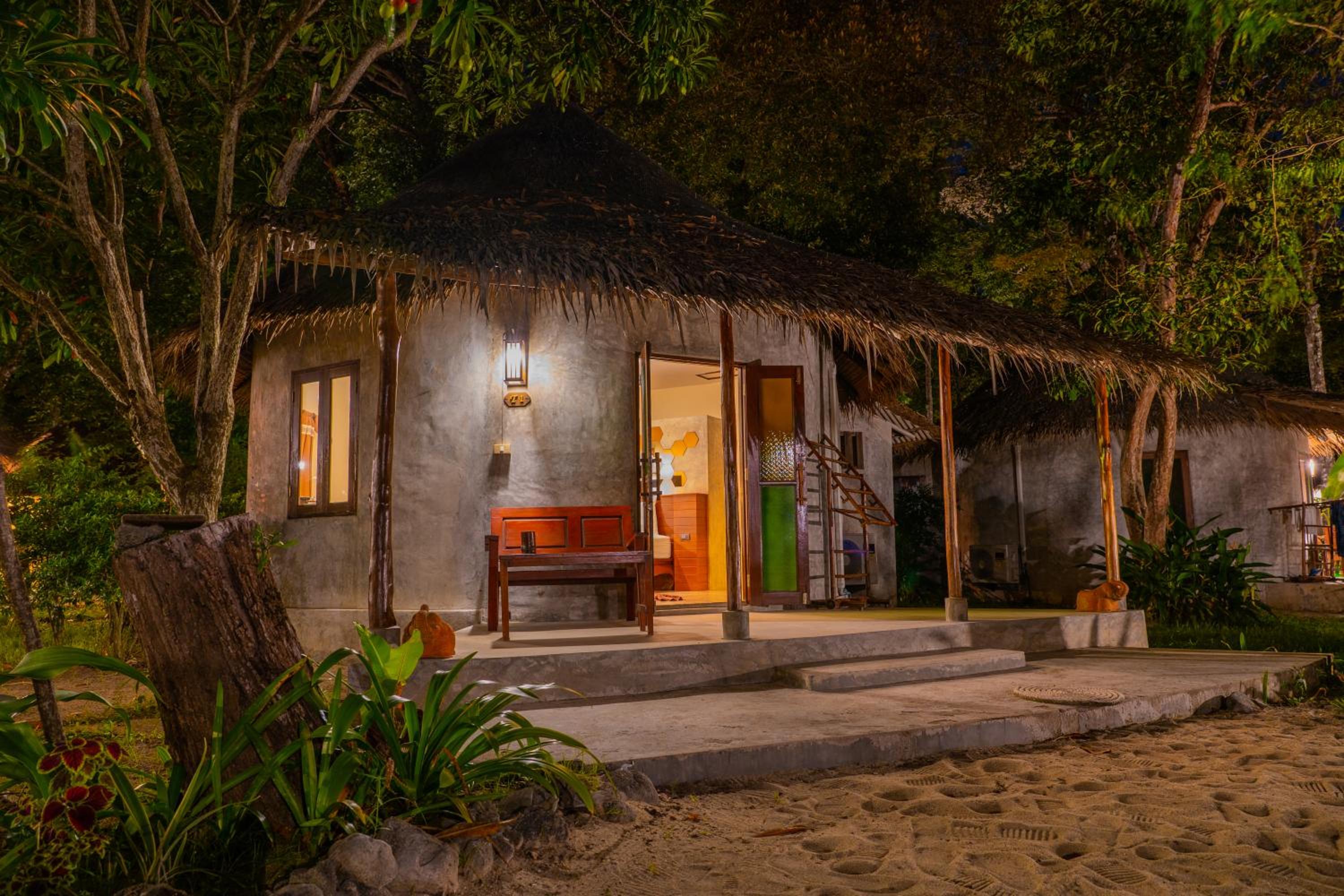 The Tropical Beach Resort