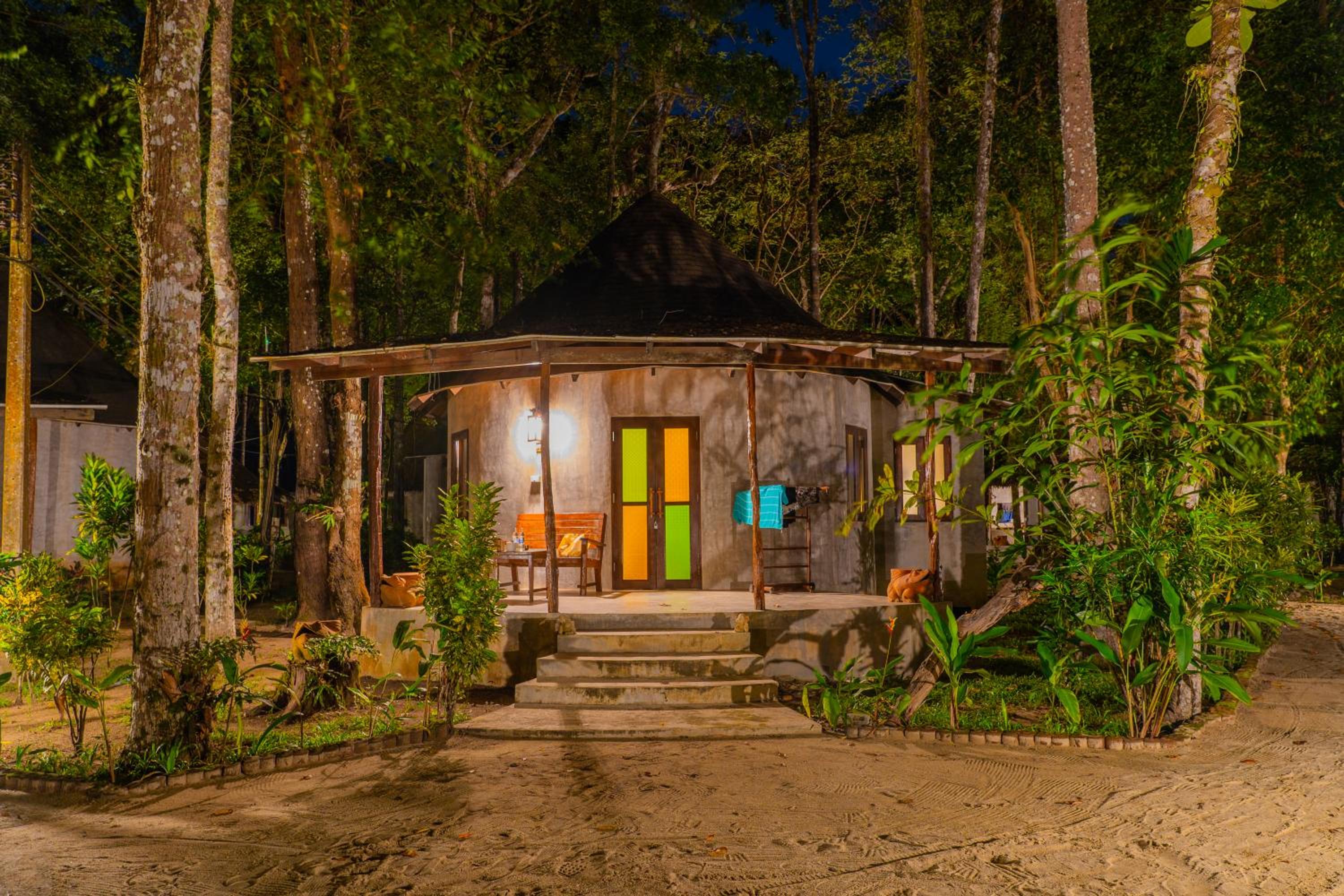 The Tropical Beach Resort