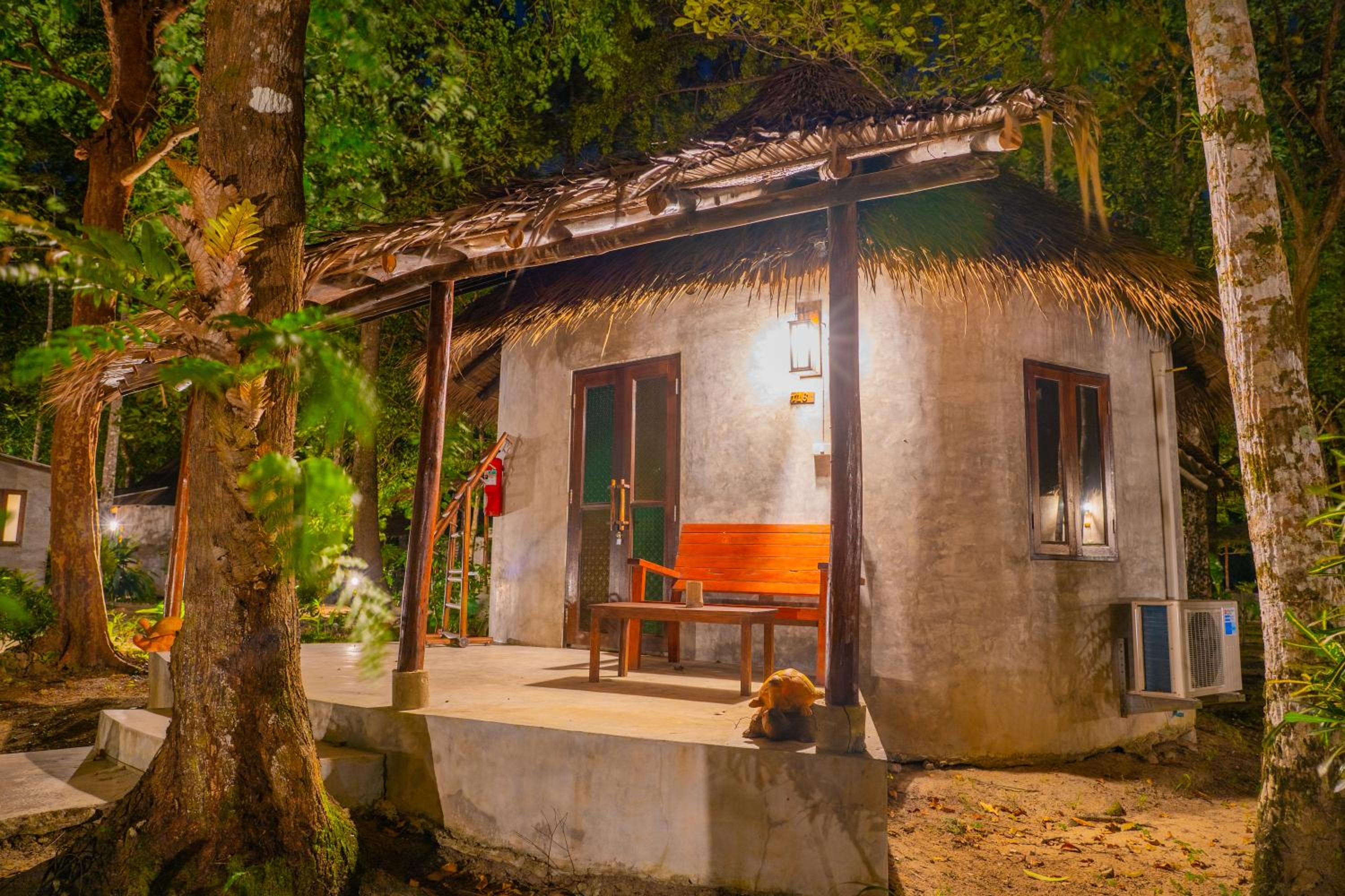 The Tropical Beach Resort