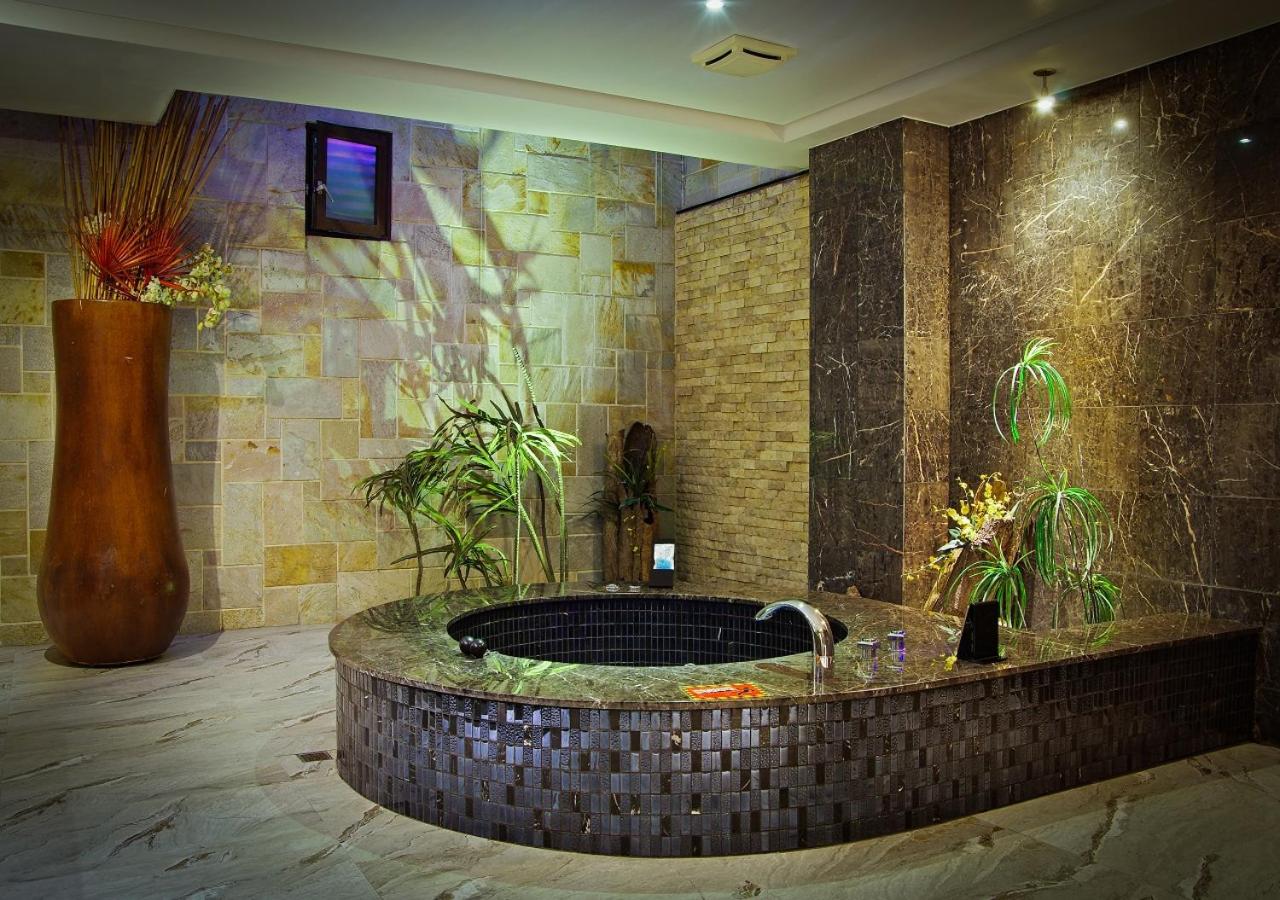 Feng Cai Motel