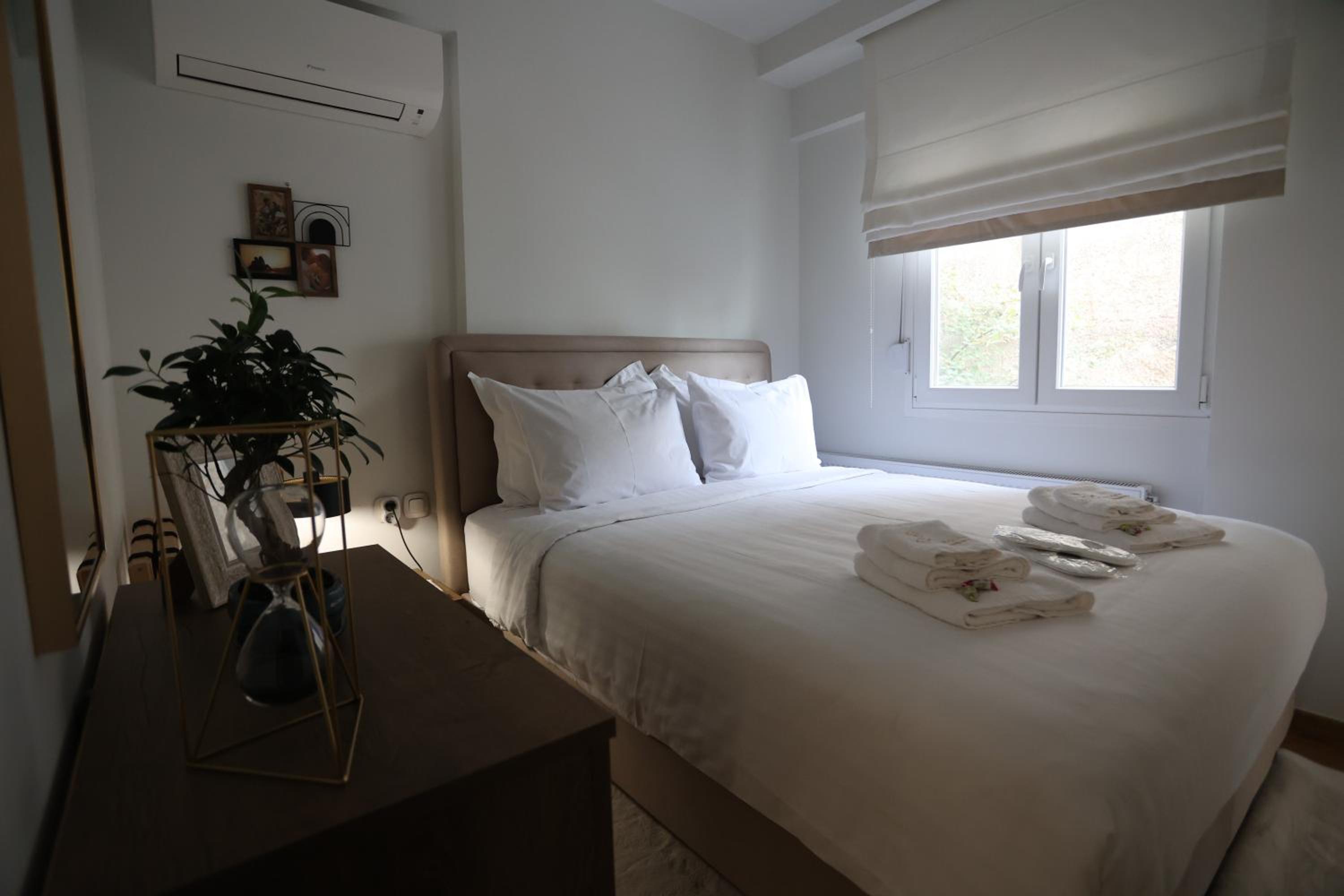 LA Larissa Luxury Apartments Thetis photo 2