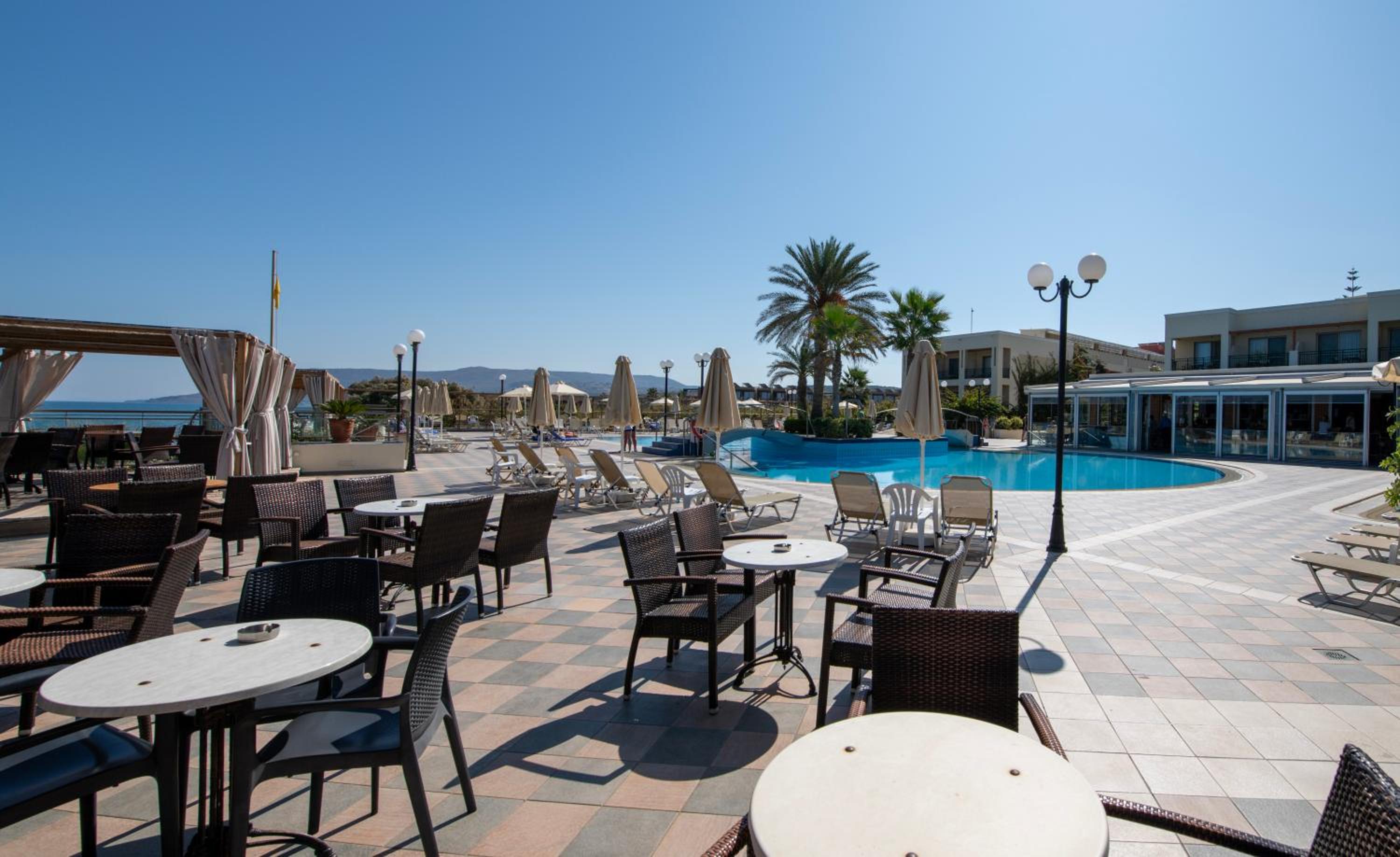 Hydramis Palace Beach Resort