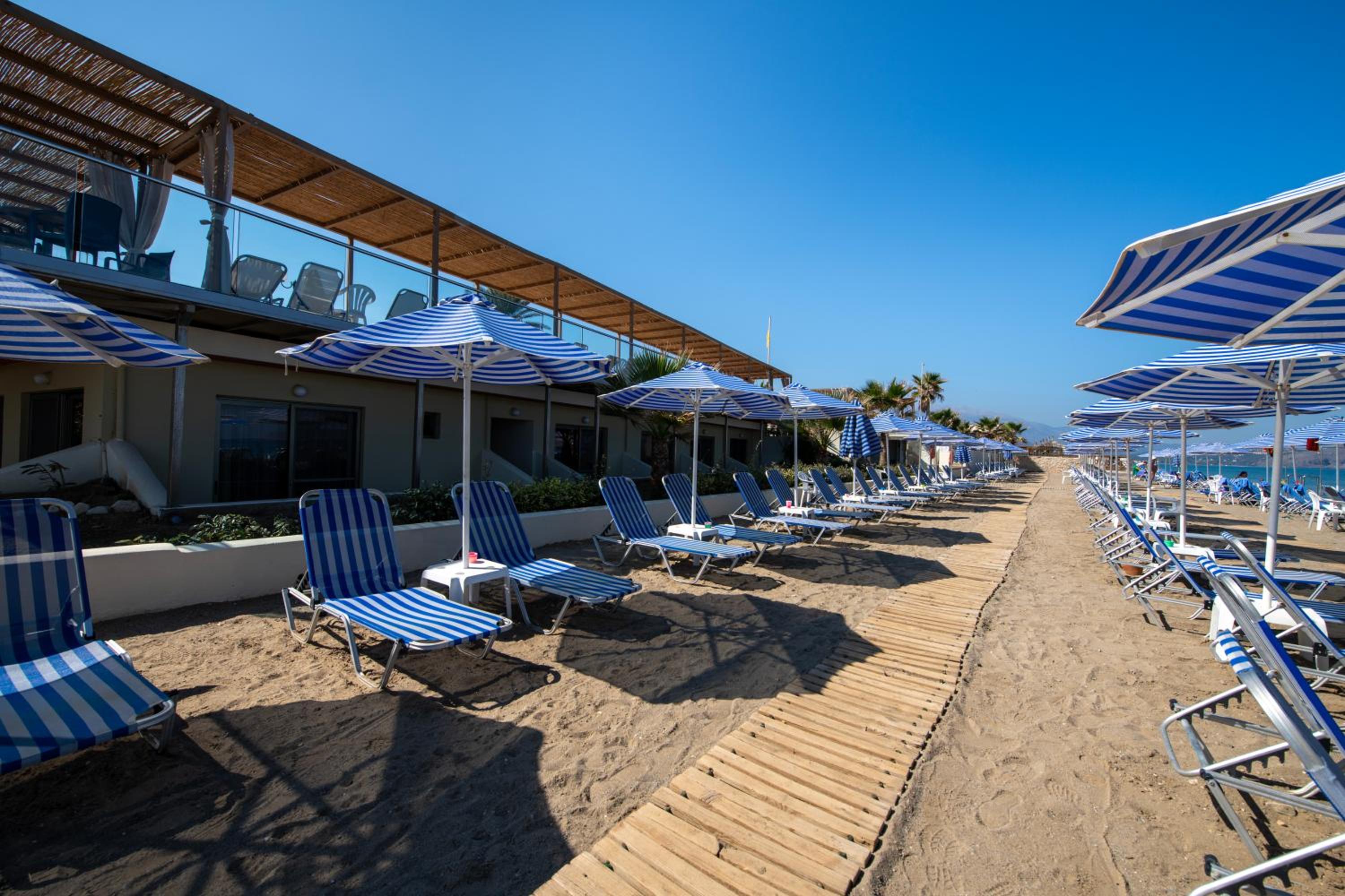 Hydramis Palace Beach Resort