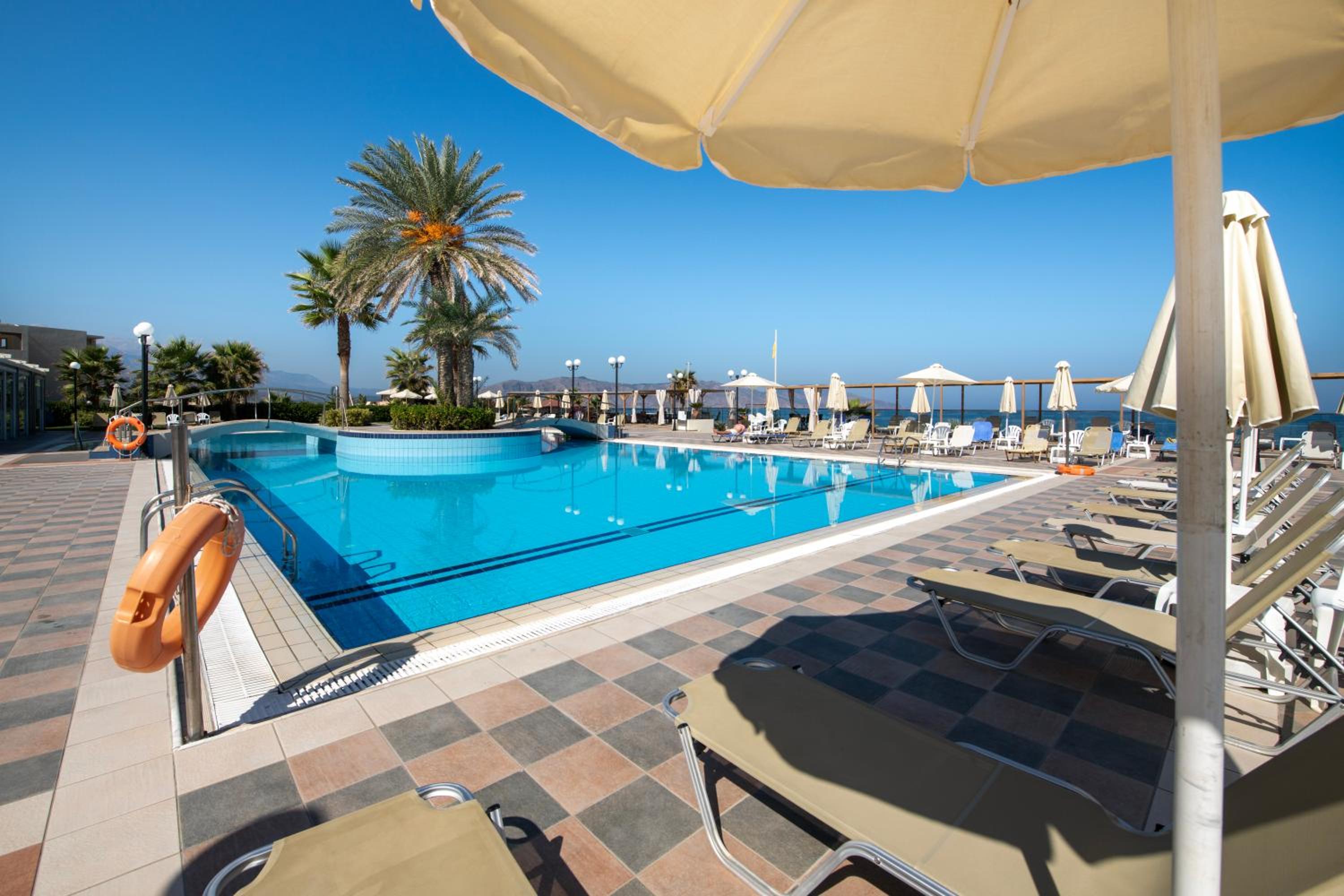 Hydramis Palace Beach Resort