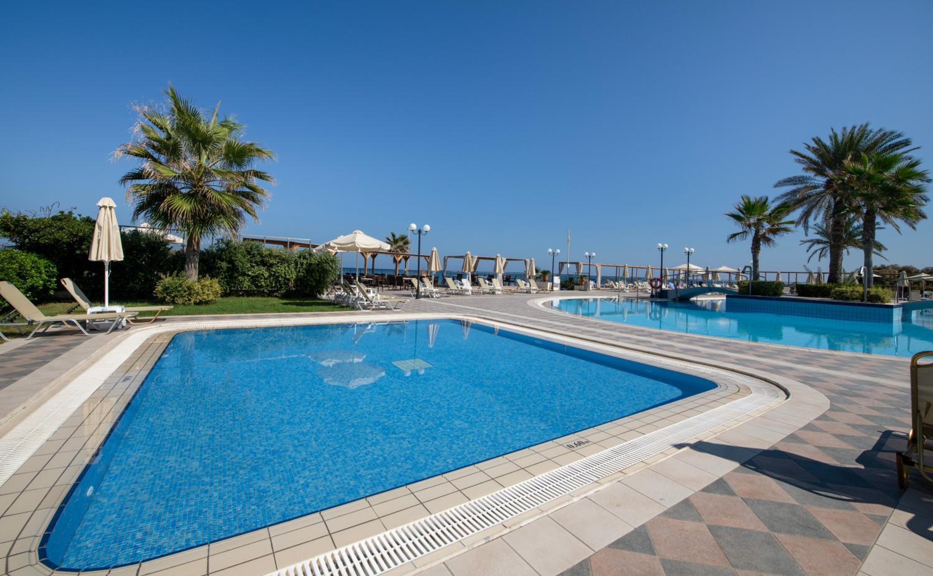 Hydramis Palace Beach Resort