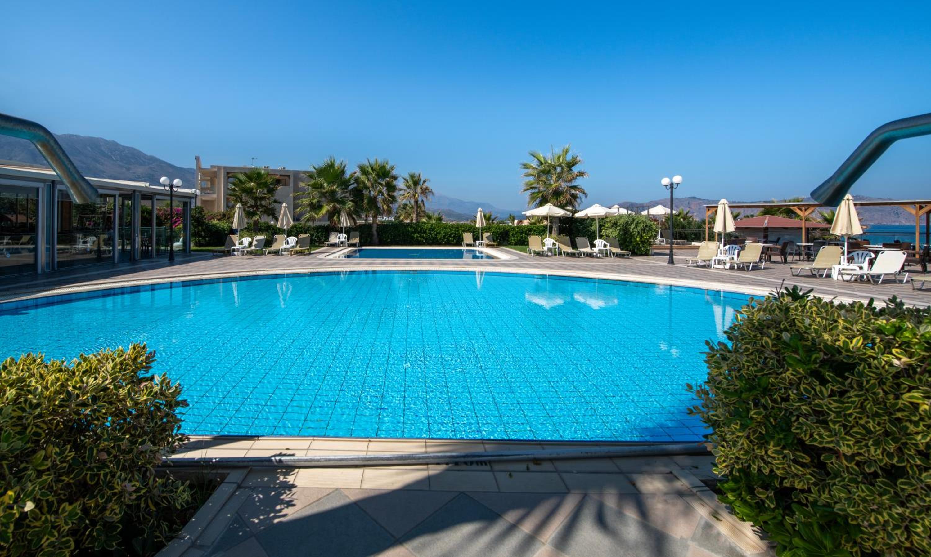 Hydramis Palace Beach Resort