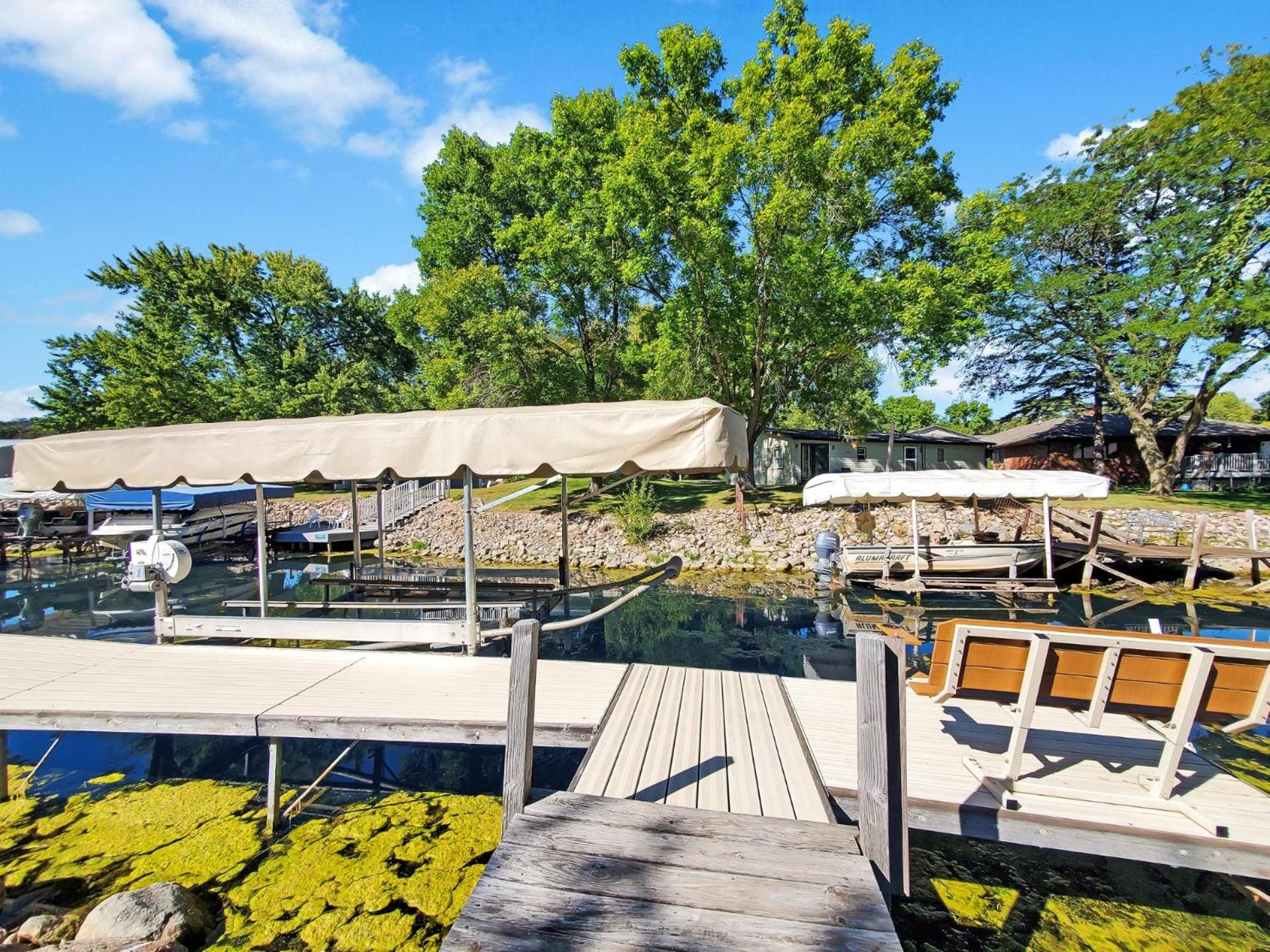 The Canal Cottage off West Lake Okoboji