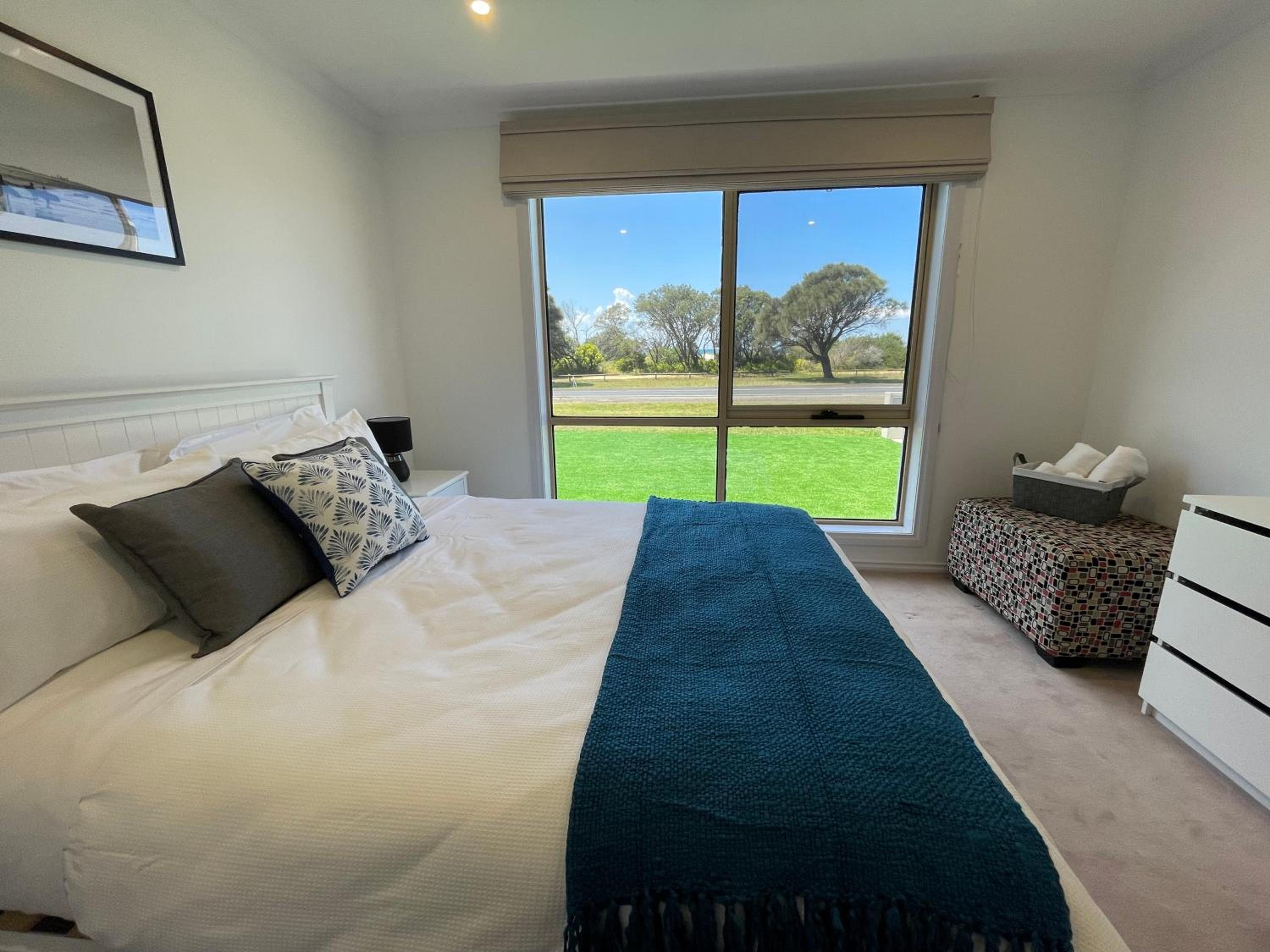 The Waterfront - The beach at your doorstep