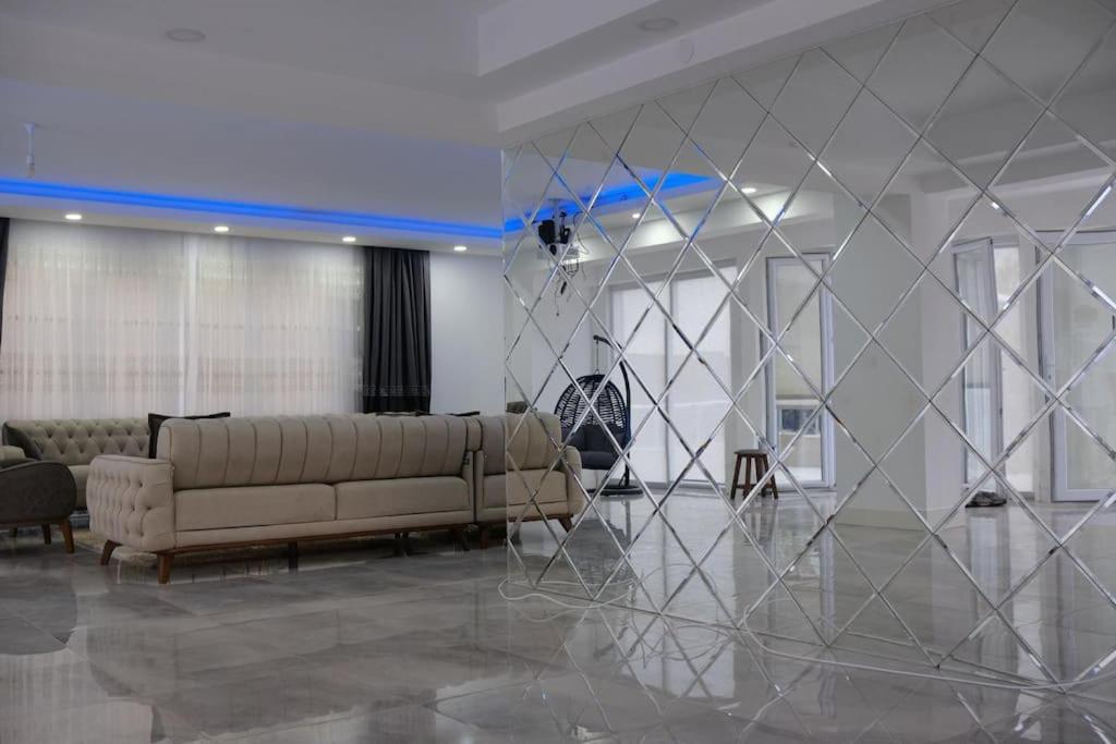 Magnificent villa near Istanbul