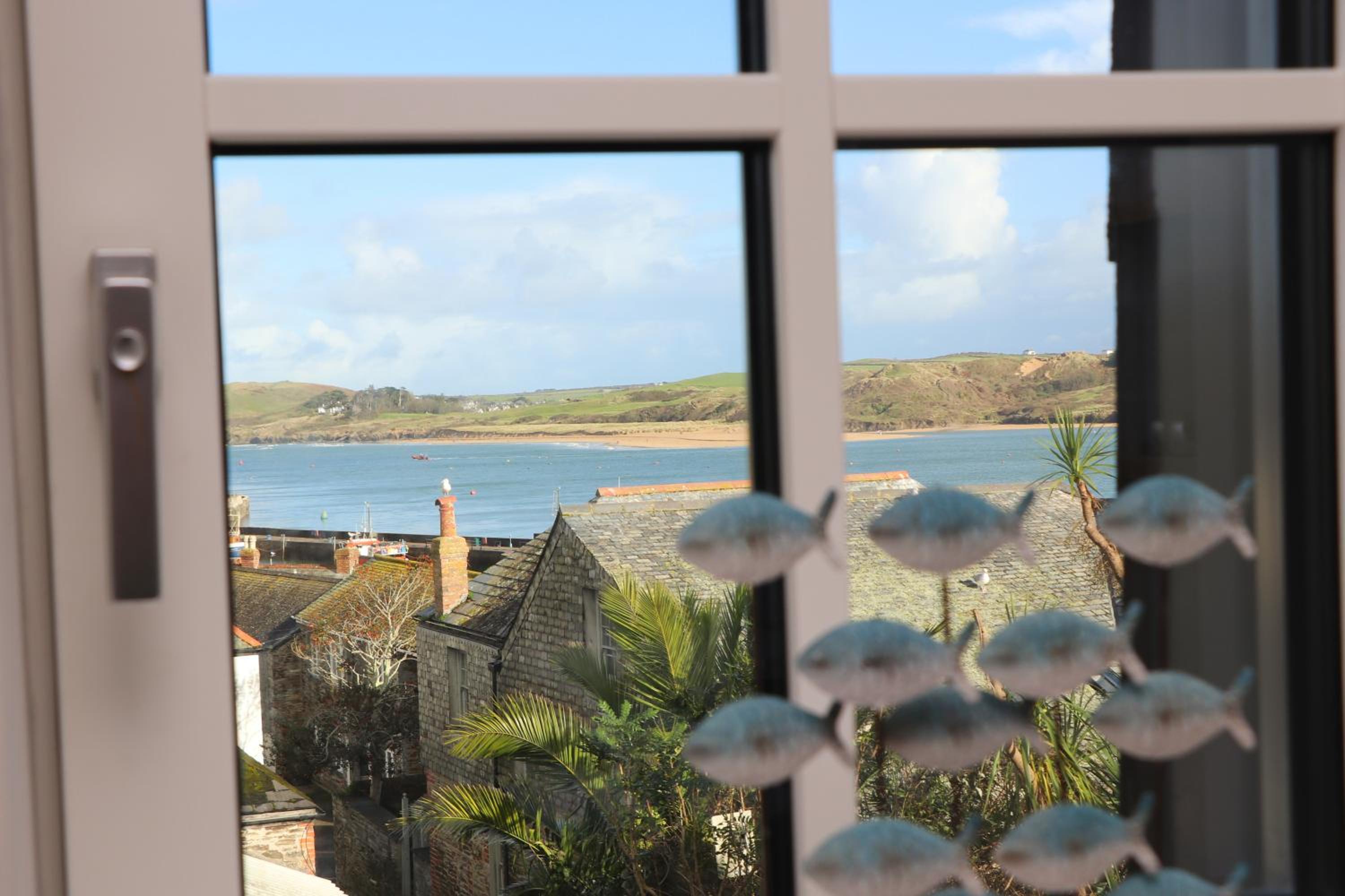 Stylish estuary view apartment