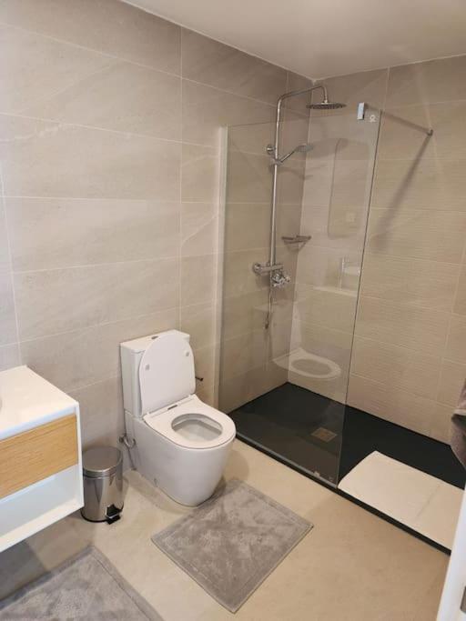 Costa Vista- Standard bedroom flat#501 with private pool- kololi sands view 4