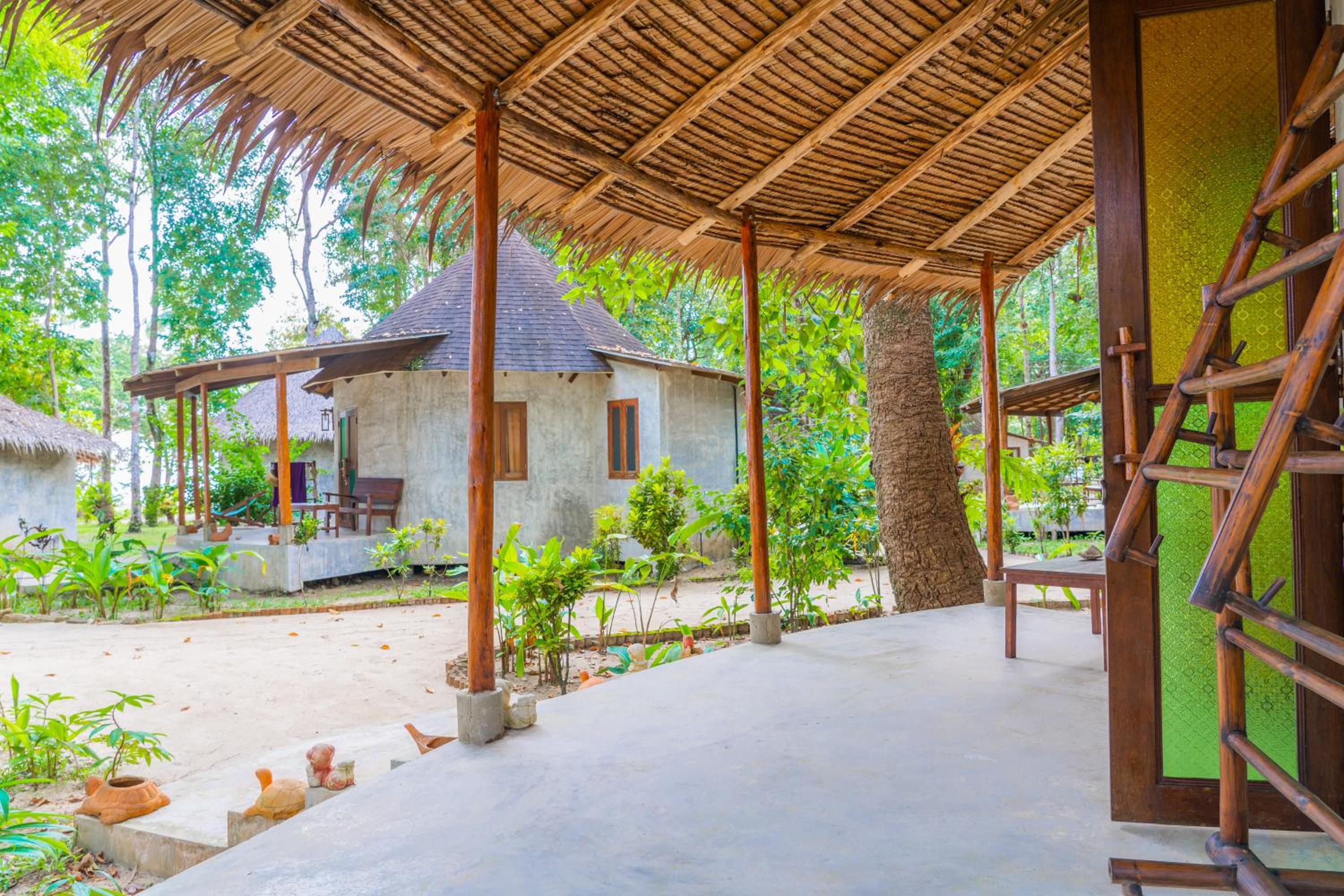 The Tropical Beach Resort