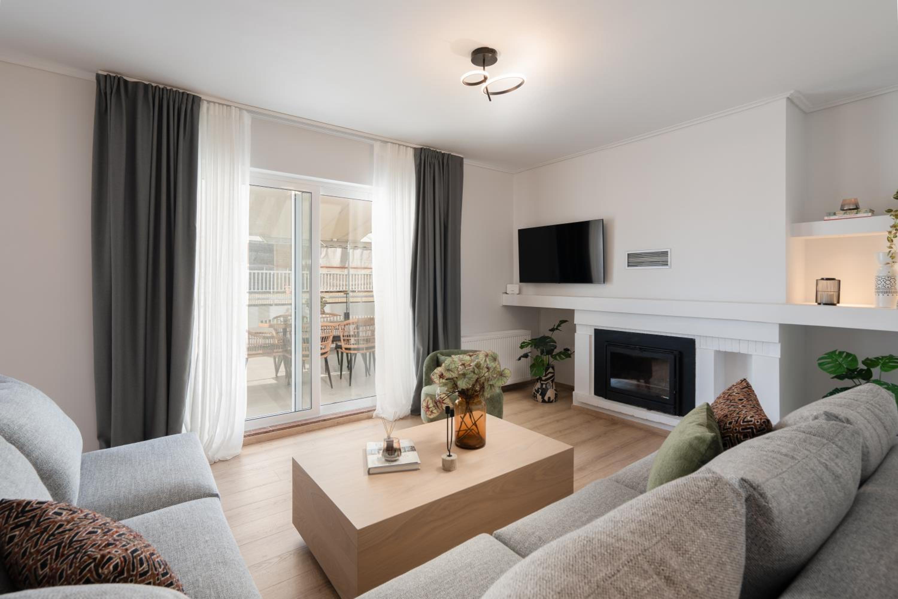 Seven Hills, Boutique Apartments