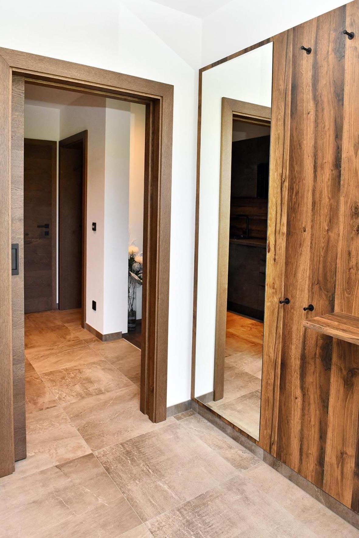Appartement Edelschwarz
