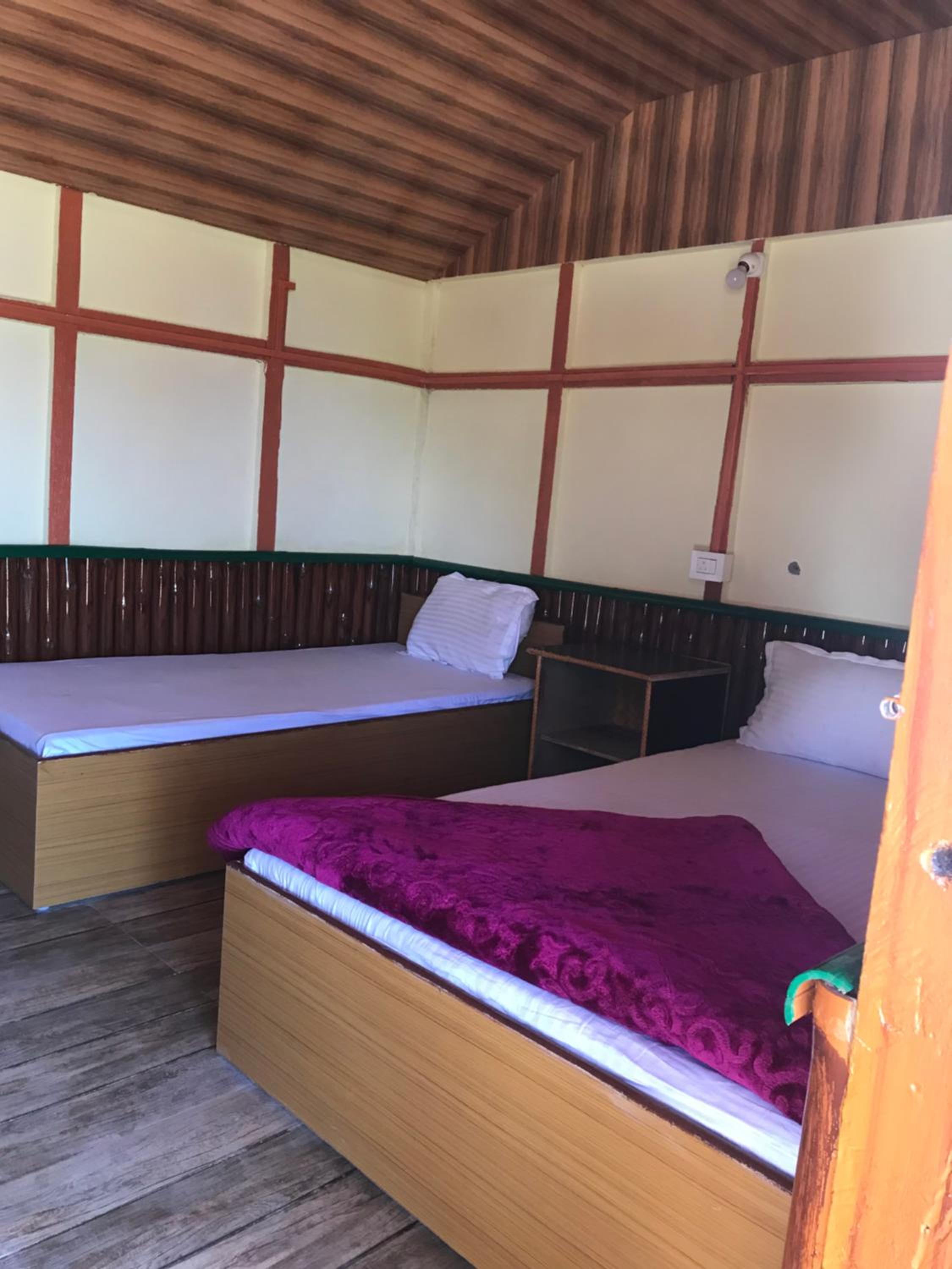 ATTIC HOMESTAY