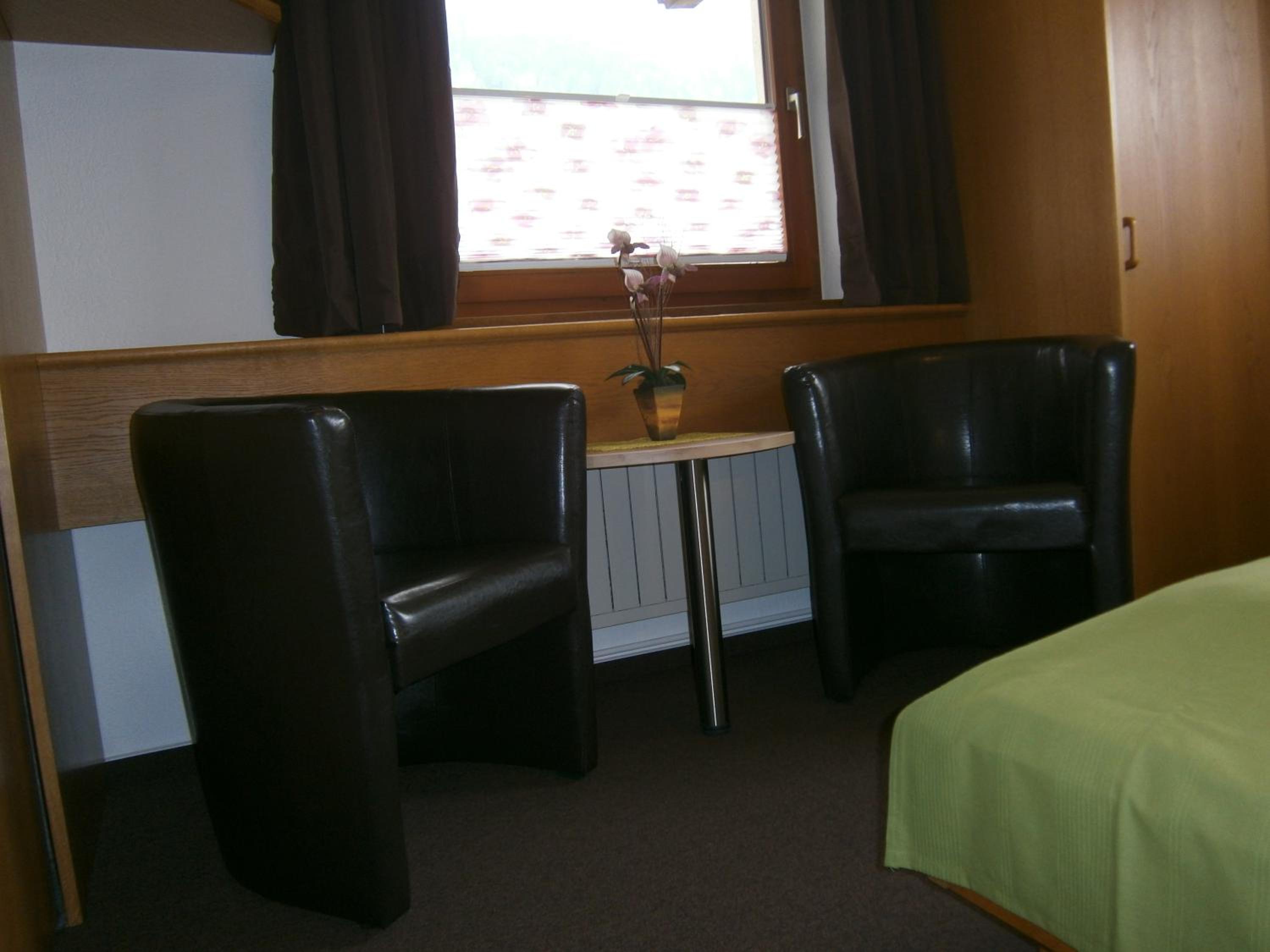 Photo 34