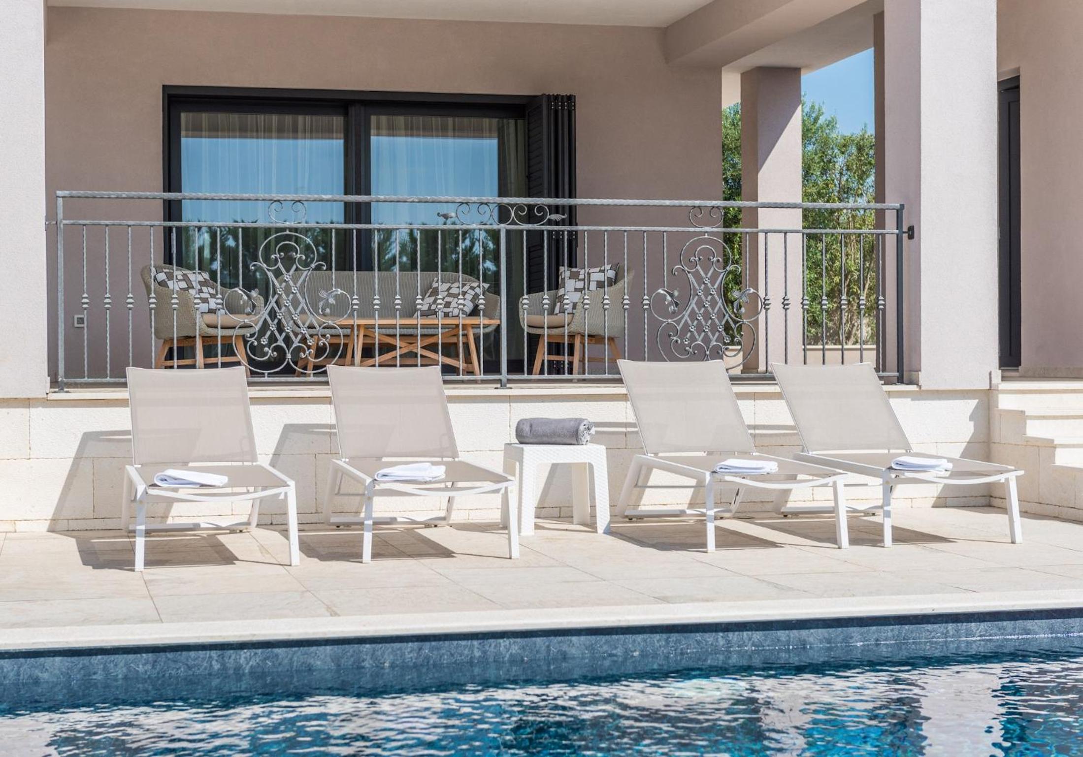 Luxurious Zadar Villa 5 Bedrooms Villa Tranquil Adore Private Heated Pool view 4