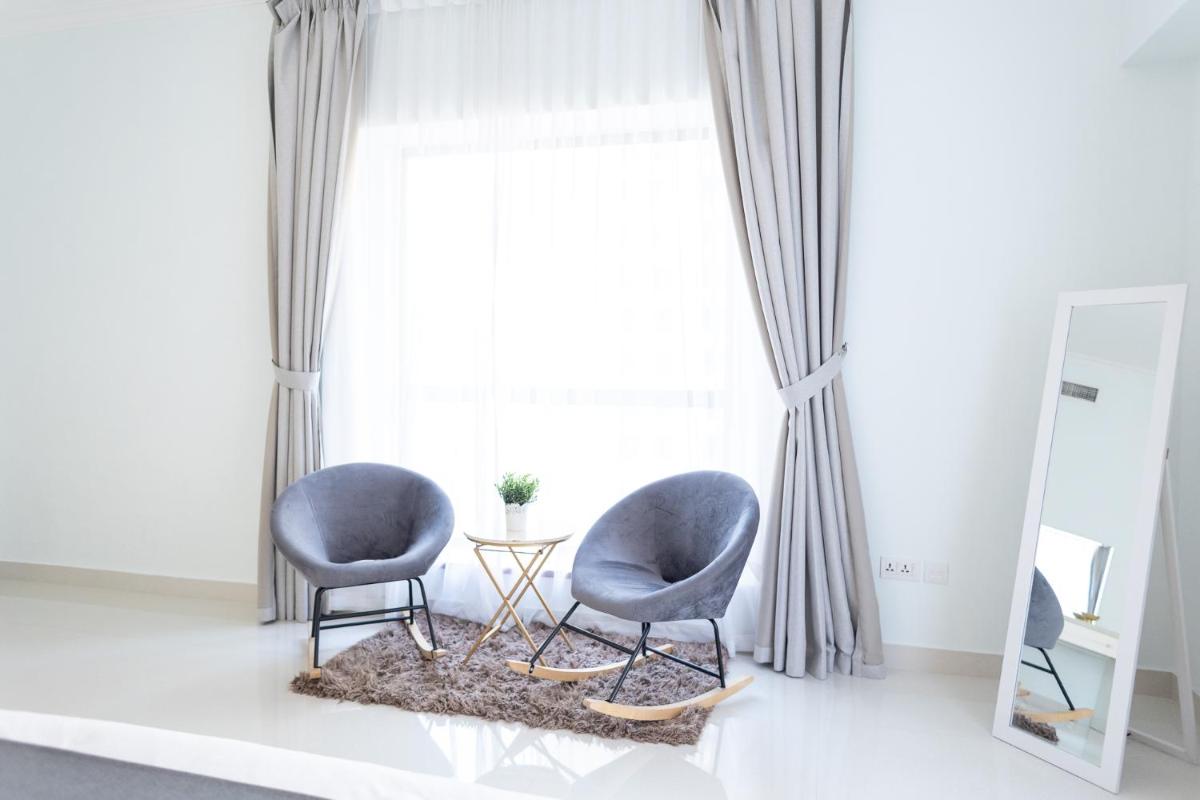 HAPPY SEASON - JBR apartments, Beach Front, Top furnished