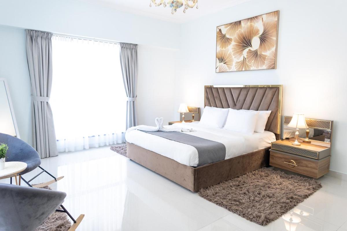 HAPPY SEASON - JBR apartments, Beach Front, Top furnished
