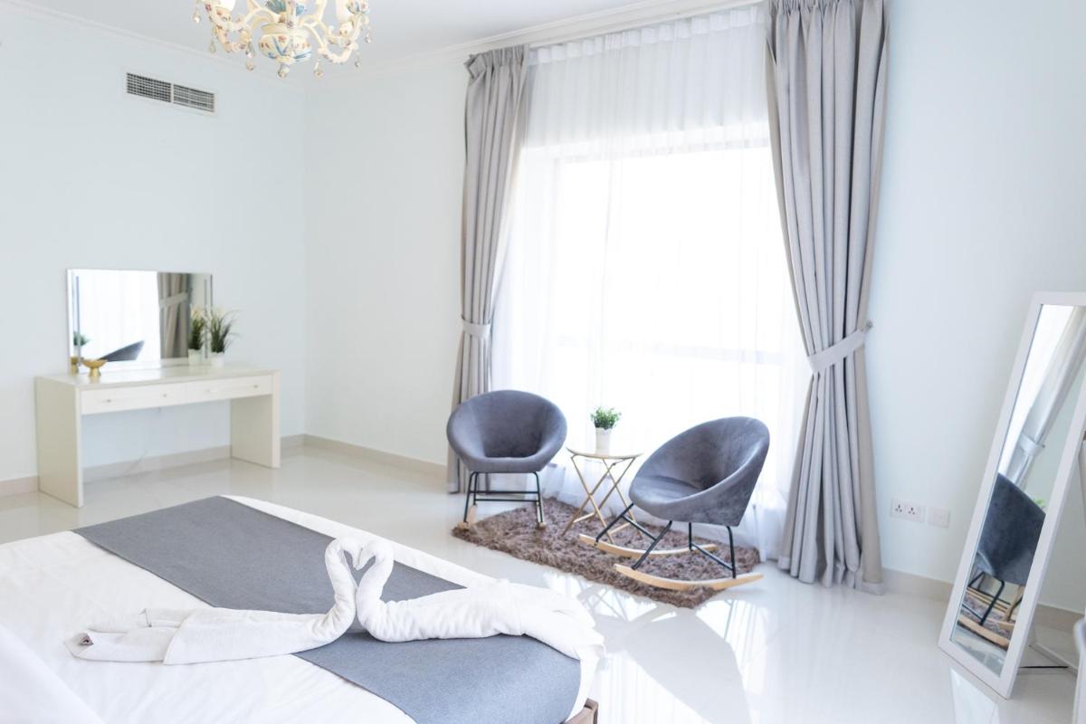 HAPPY SEASON - JBR apartments, Beach Front, Top furnished