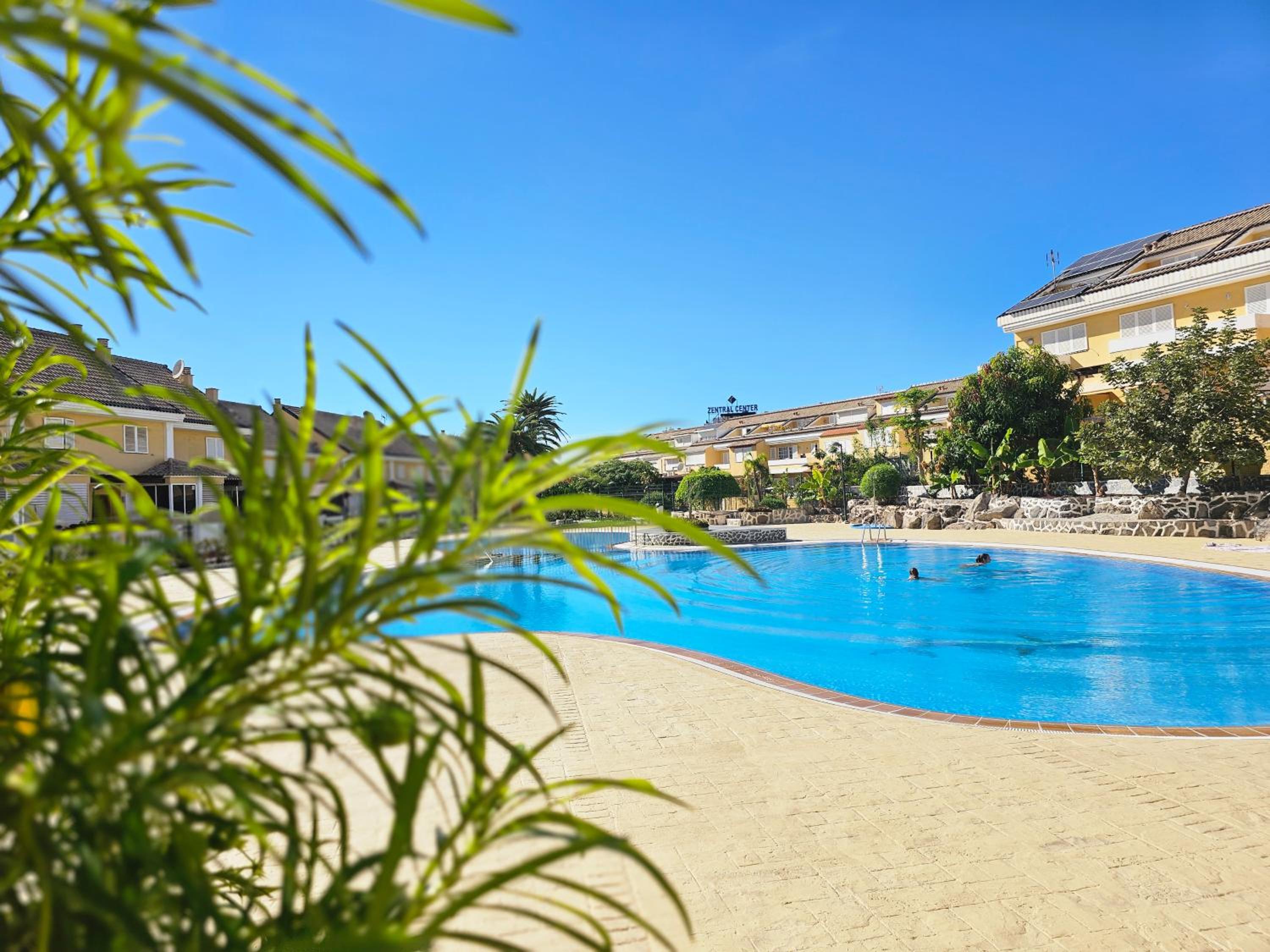 NEW POSITIVE VIBES HOLIDAYS HOME, Playa de las Americas, Tenerife