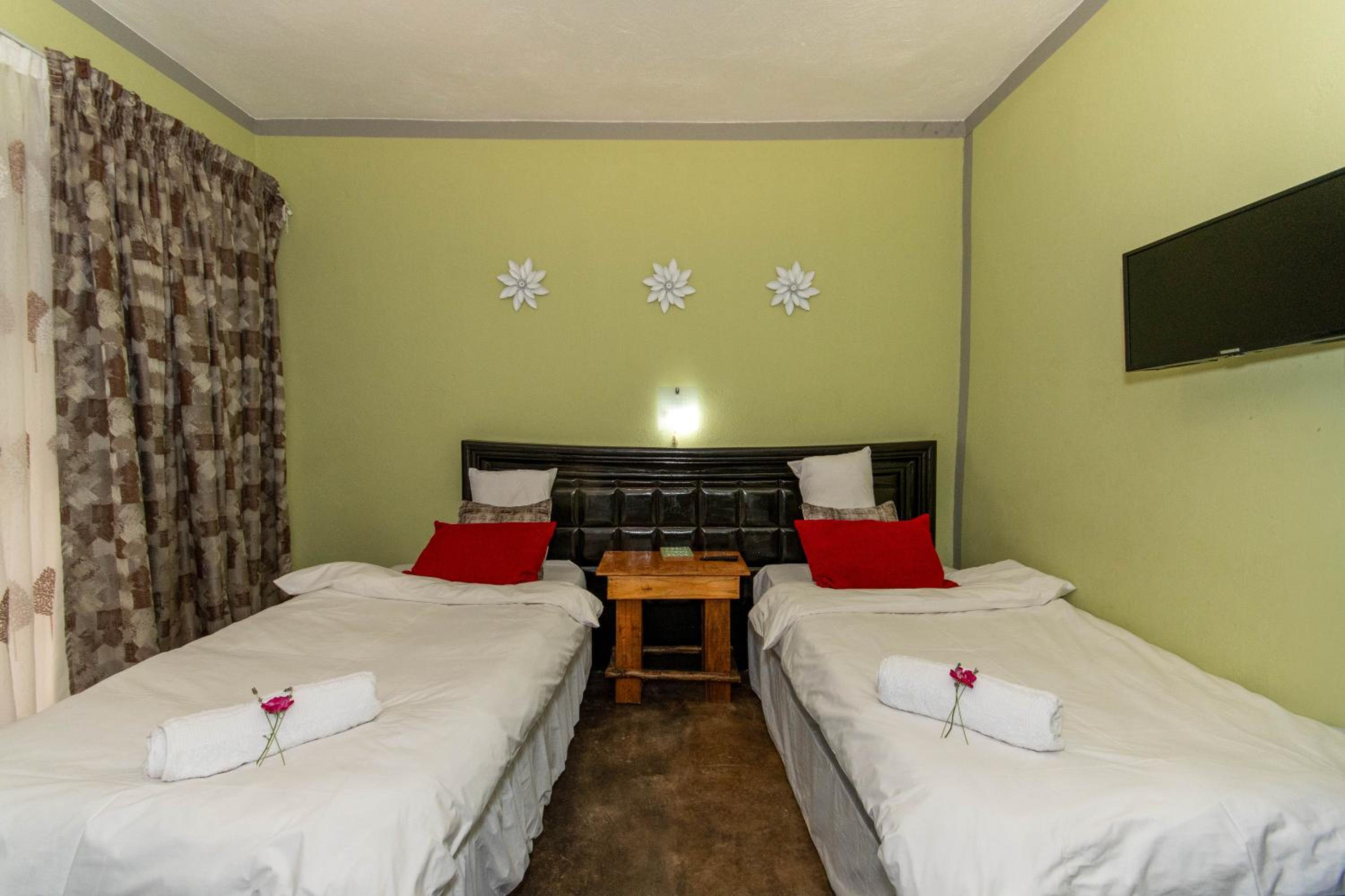 Woodpeckers Guest House view 5