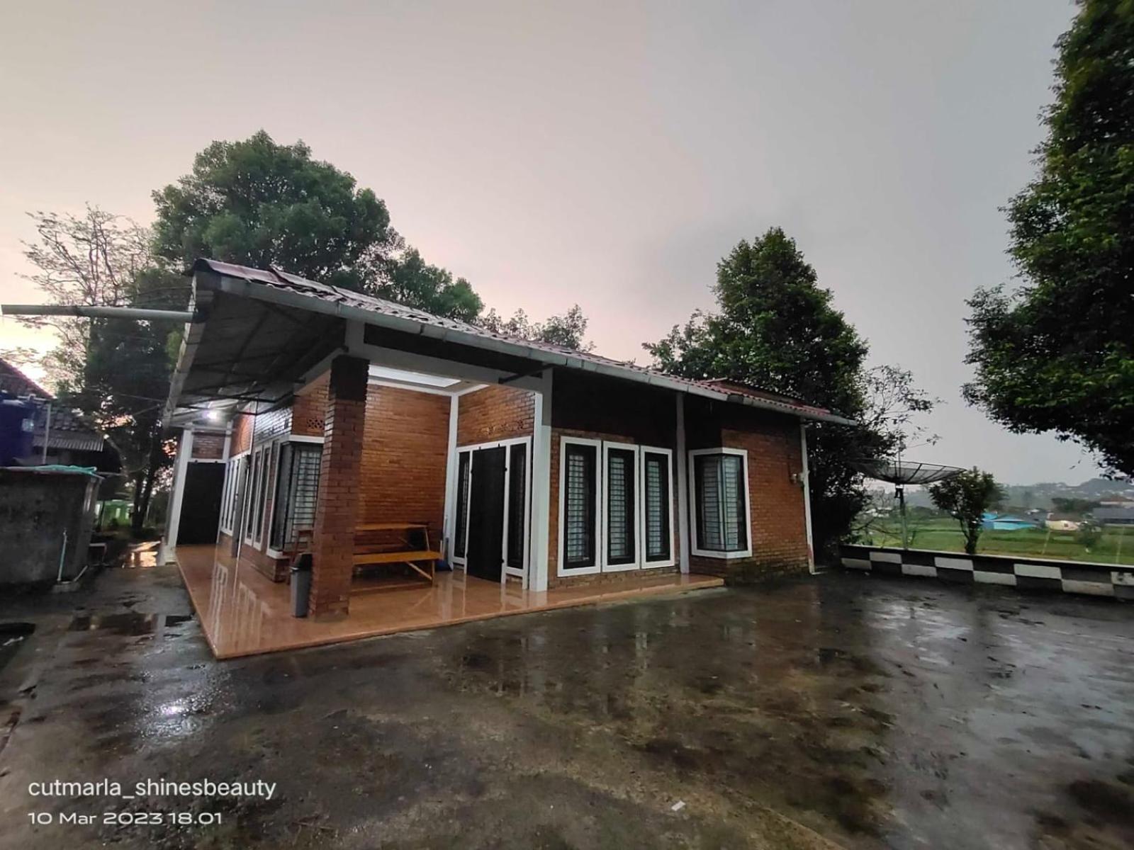 The Secret Hill Villa and Glamping view 2